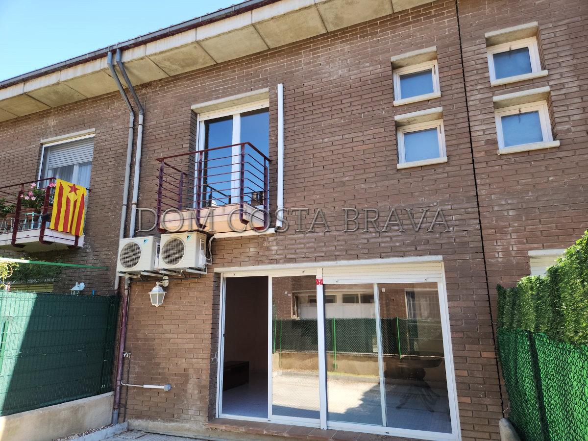 Casa en venta en  Olot  1/41