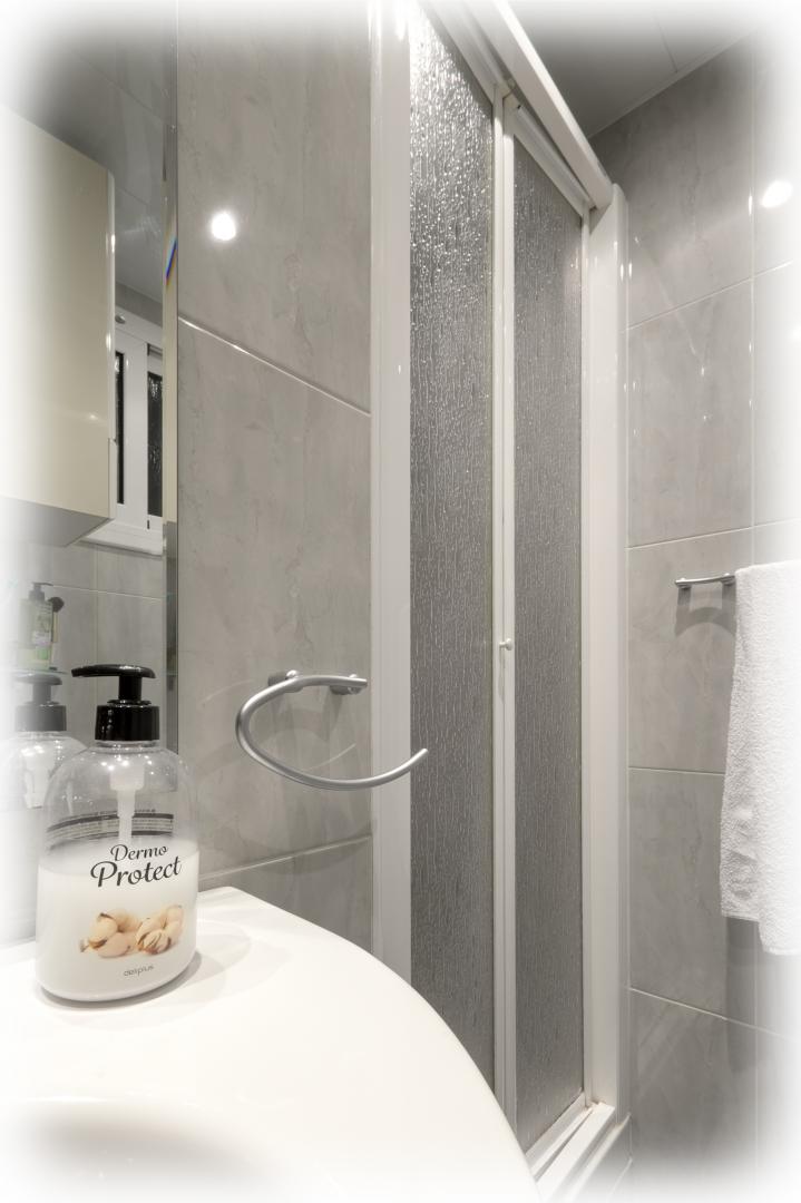 ATICO CON TERRAZA. Consta de 66 m construidos ( 55...