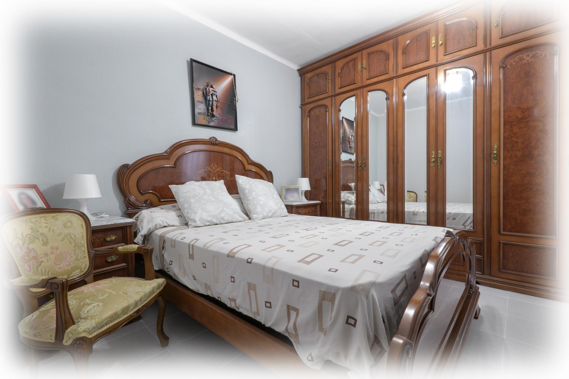 ATICO CON TERRAZA. Consta de 66 m construidos ( 55...