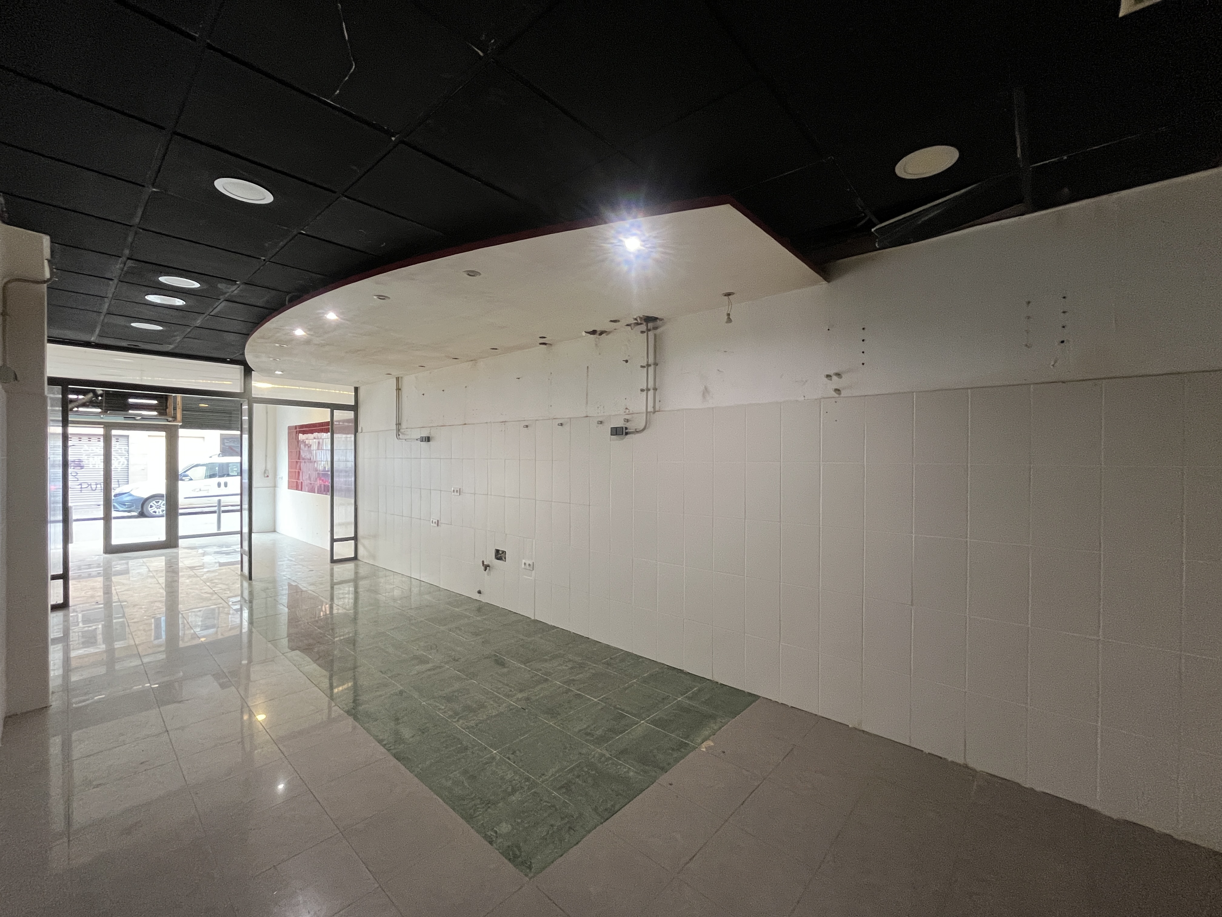 locals-comercials en girona · eixample €
