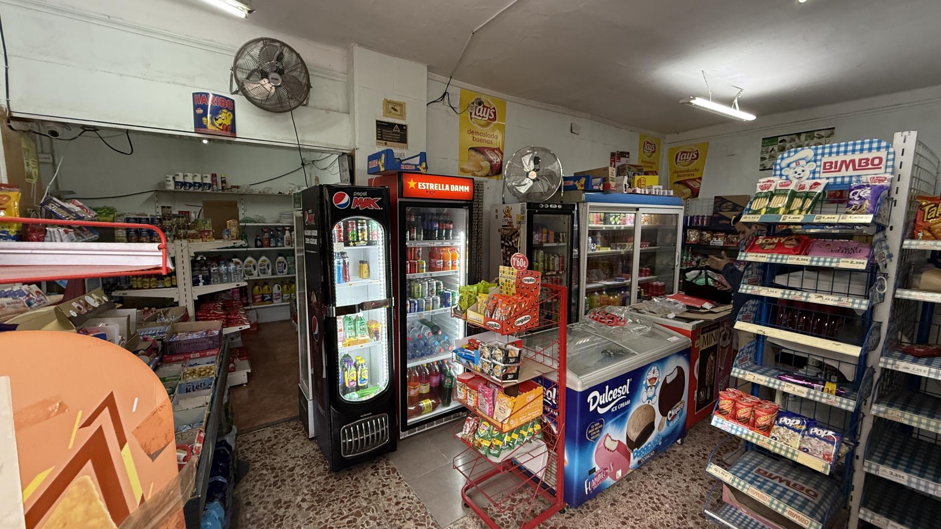  Edificio en bloque, todo arrendado, rentabilidad desde el primer día. 