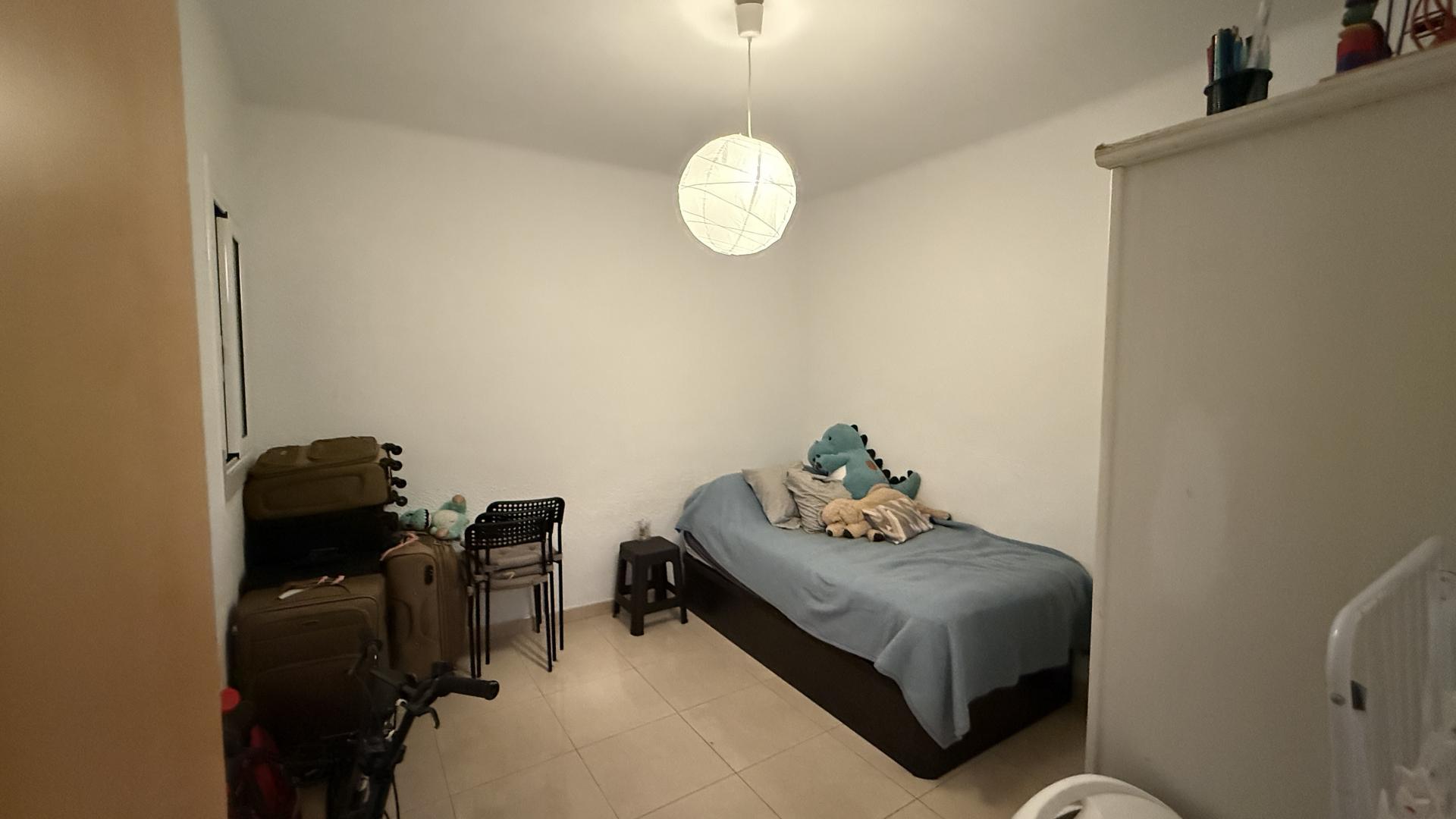 Edificio en bloque, todo arrendado, rentabilidad desde el primer día.