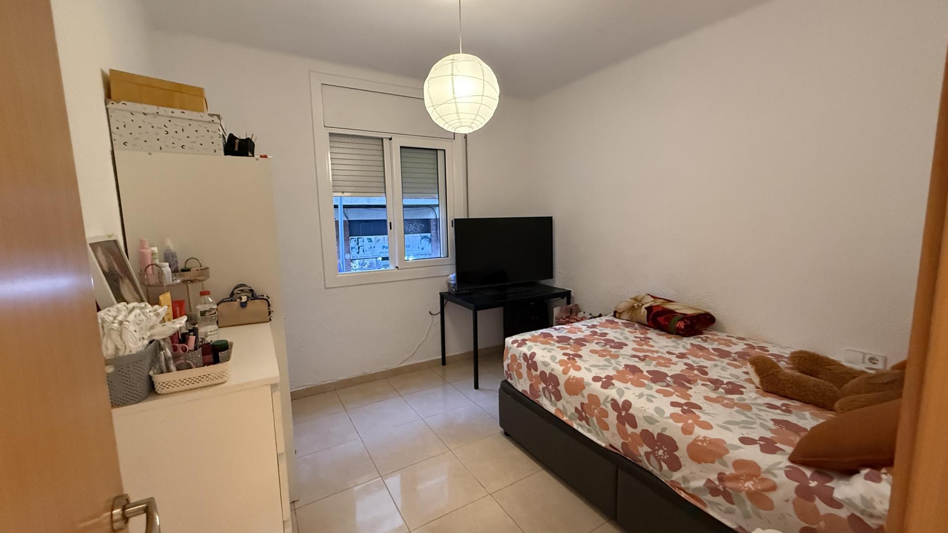 Edificio en bloque, todo arrendado, rentabilidad desde el primer día.