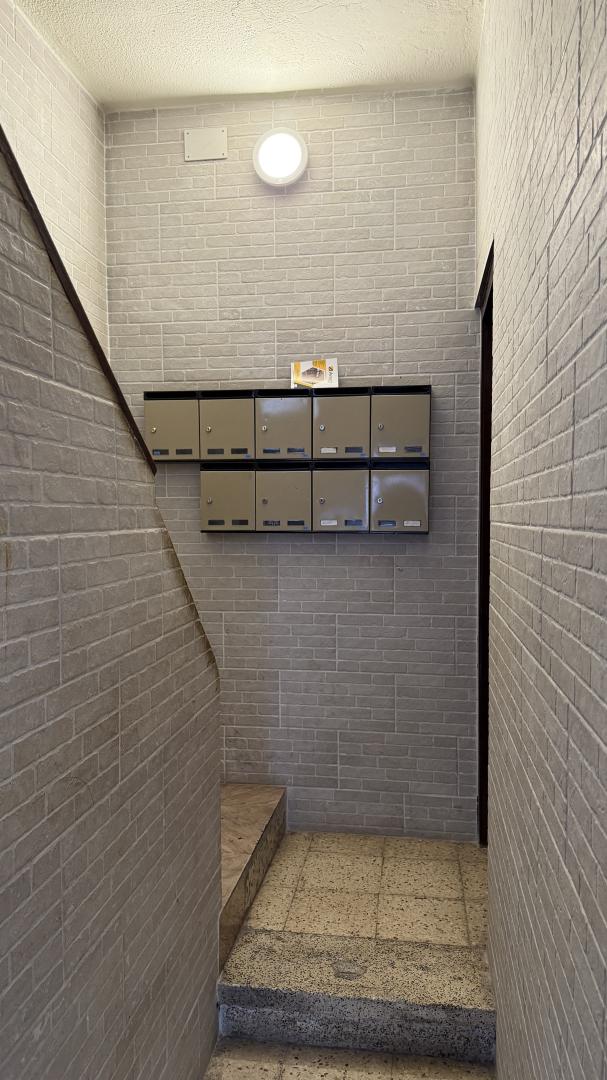  Edificio en bloque, todo arrendado, rentabilidad desde el primer día. 