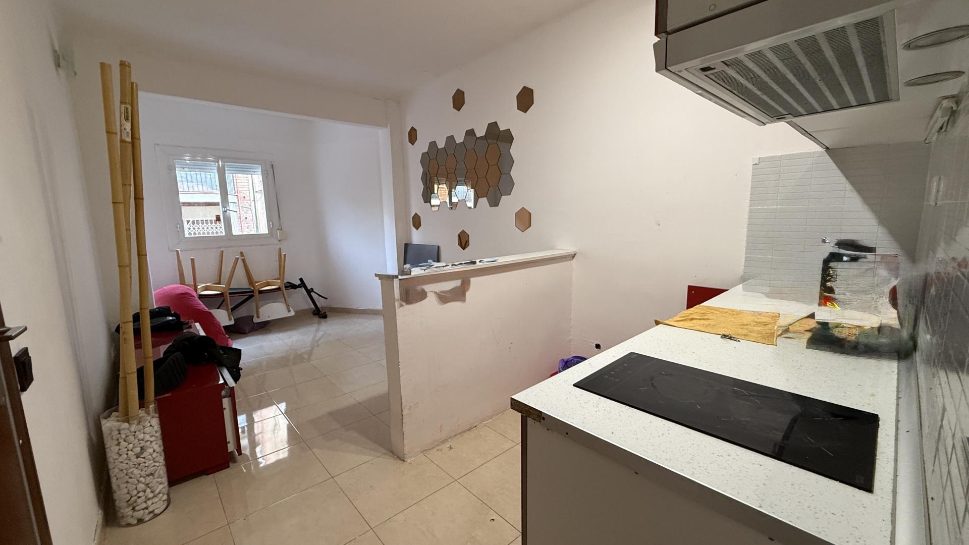  Edificio en bloque, todo arrendado, rentabilidad desde el primer día. 