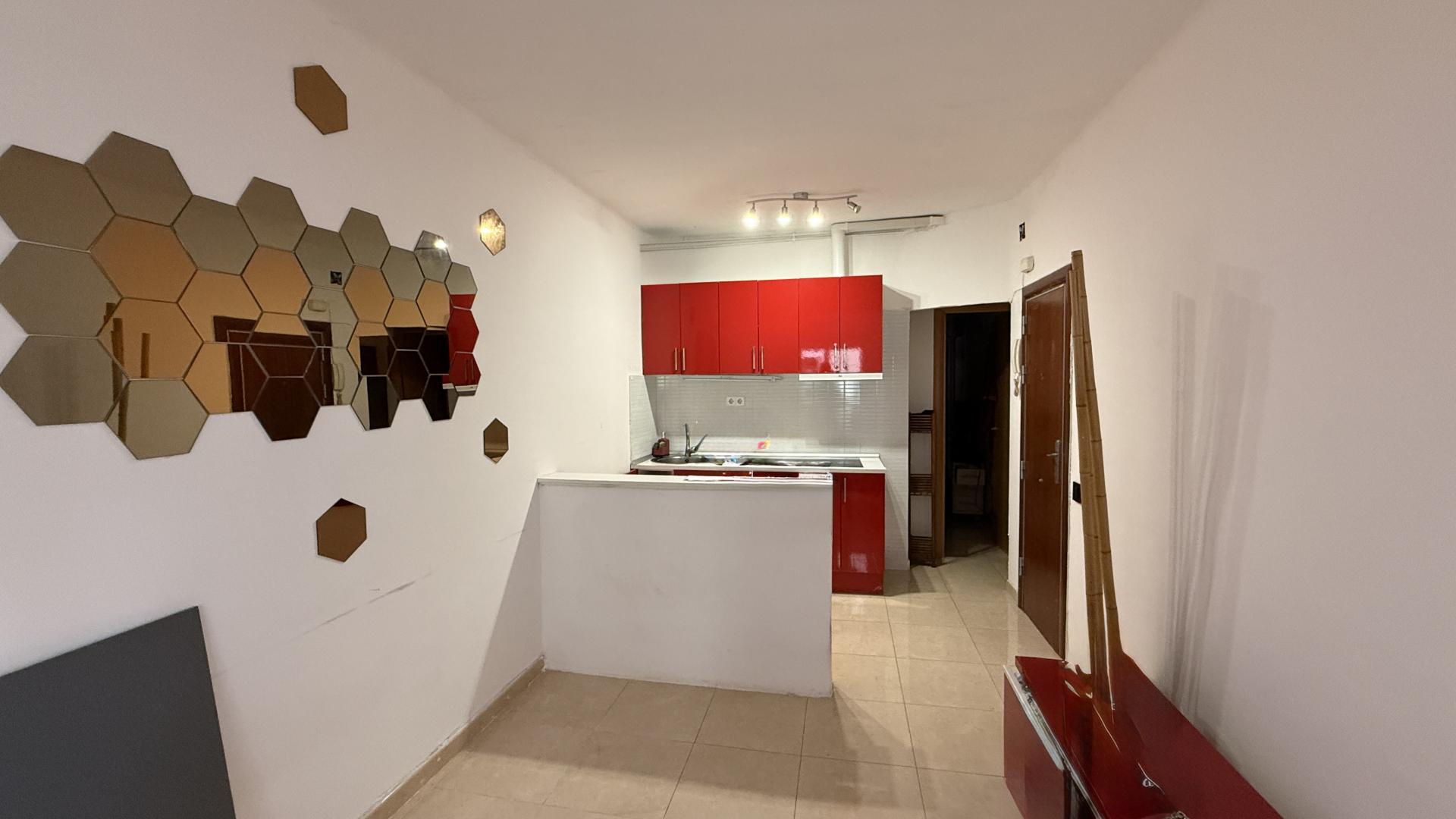  Edificio en bloque, todo arrendado, rentabilidad desde el primer día. 