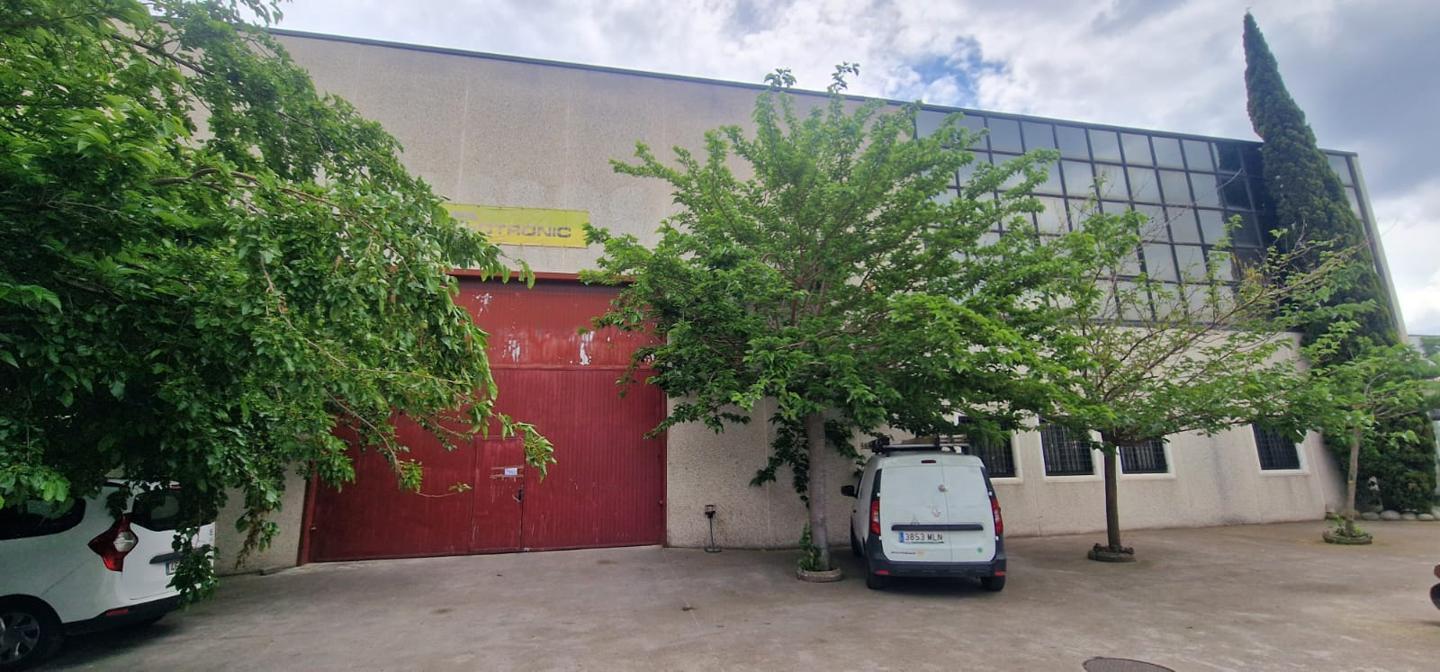 Nave industrial en VENTA Montcada i Reixac