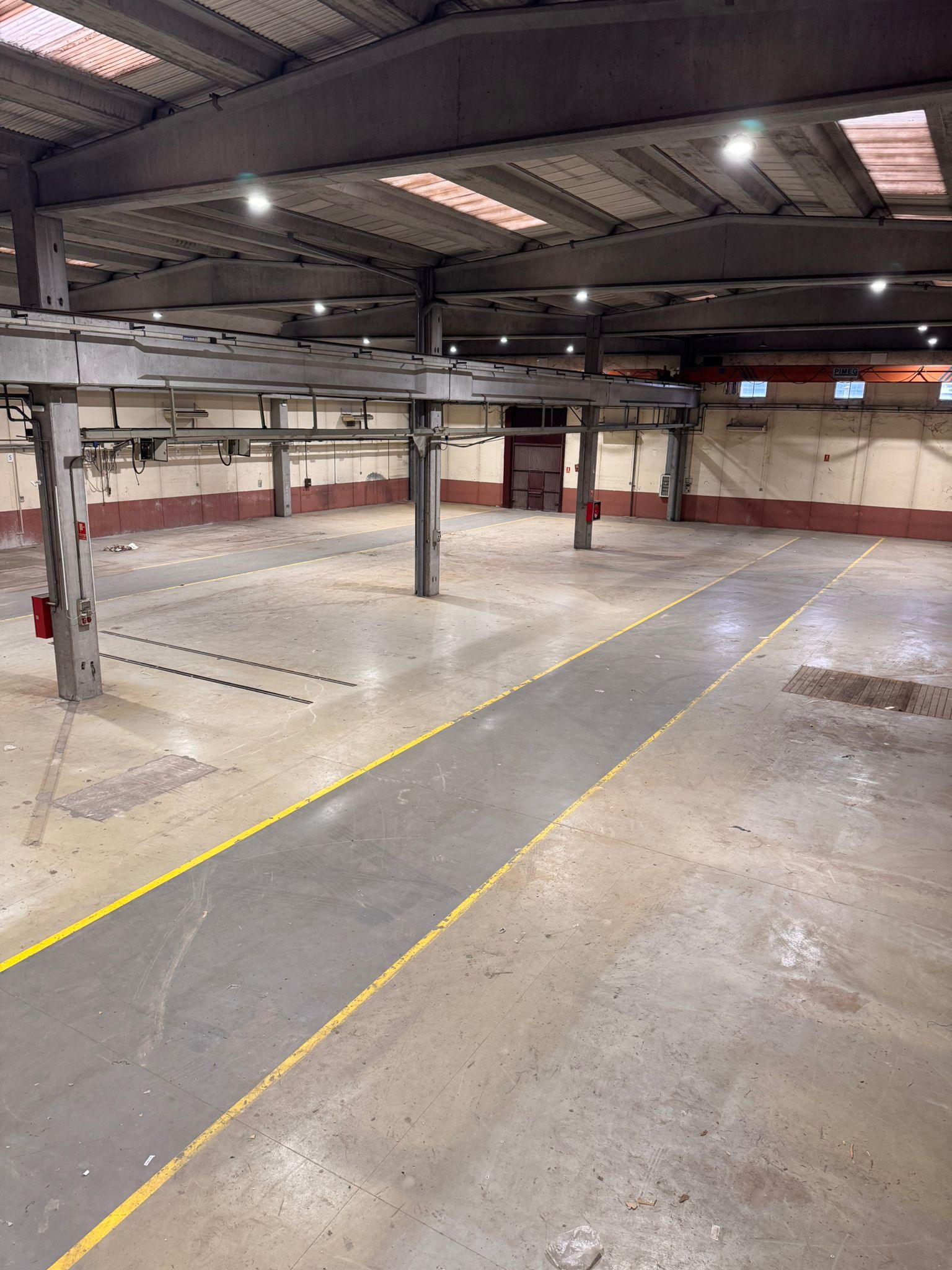 Nave industrial en VENTA Montcada i Reixac