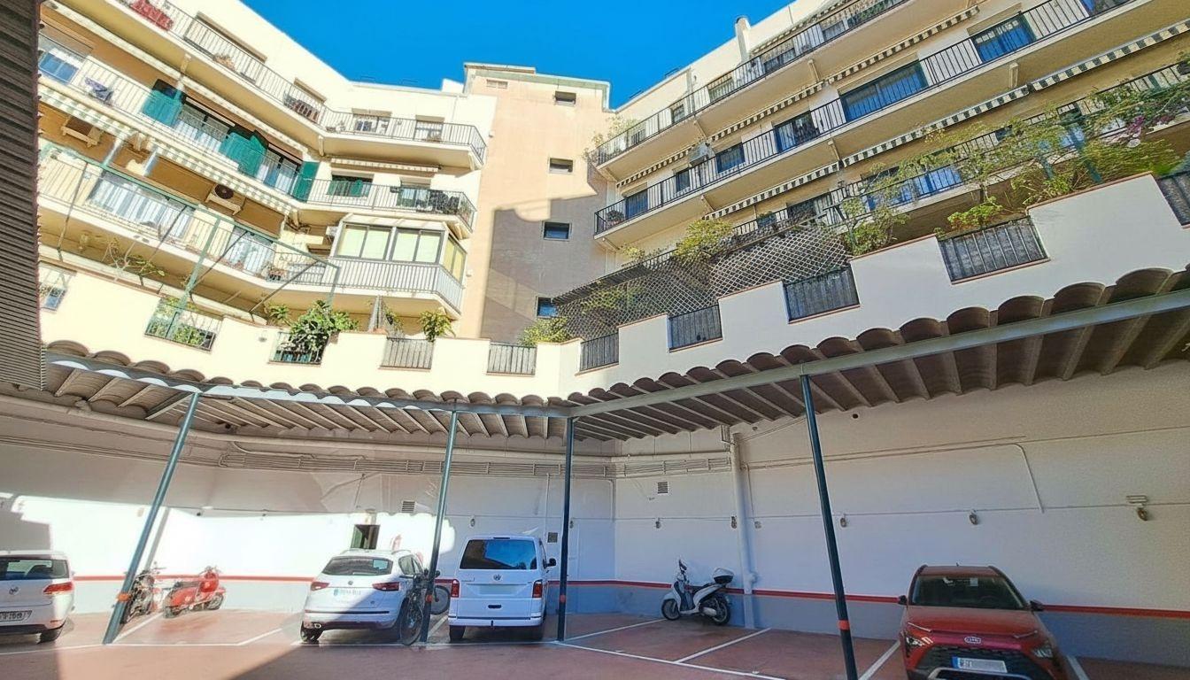 ¡Descubre tu nuevo hogar en el corazón de Barcelona!
Este espectacular...