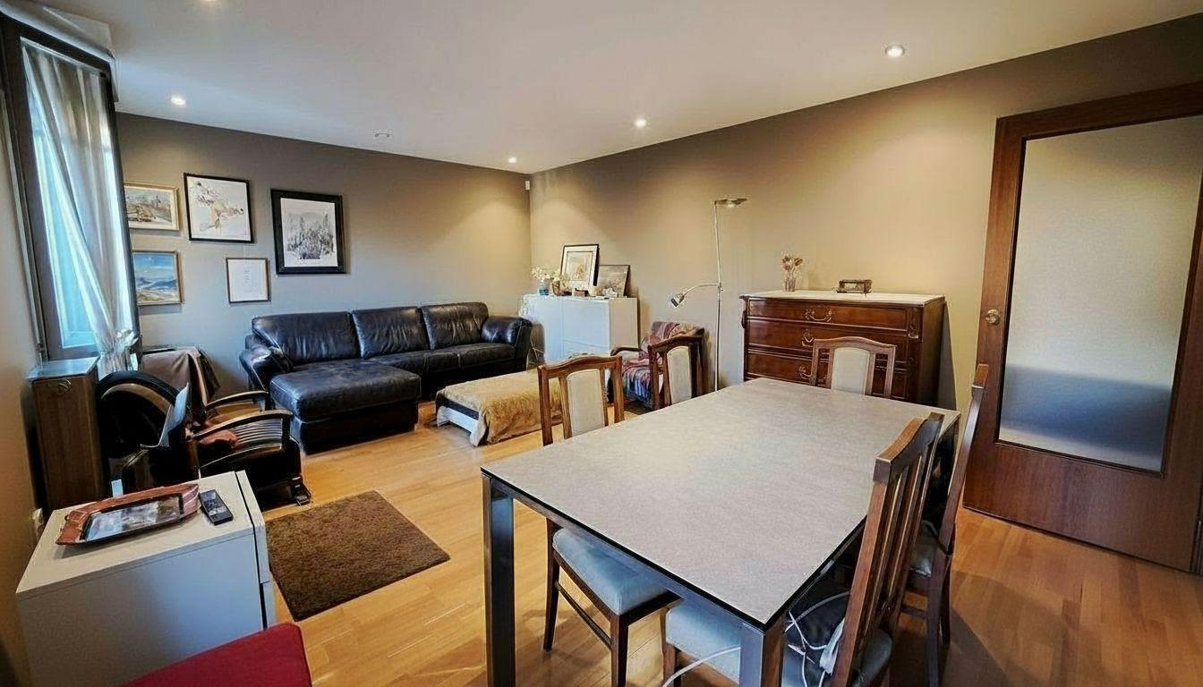 ¡Descubre tu nuevo hogar en el corazón de Barcelona!
Este espectacular...