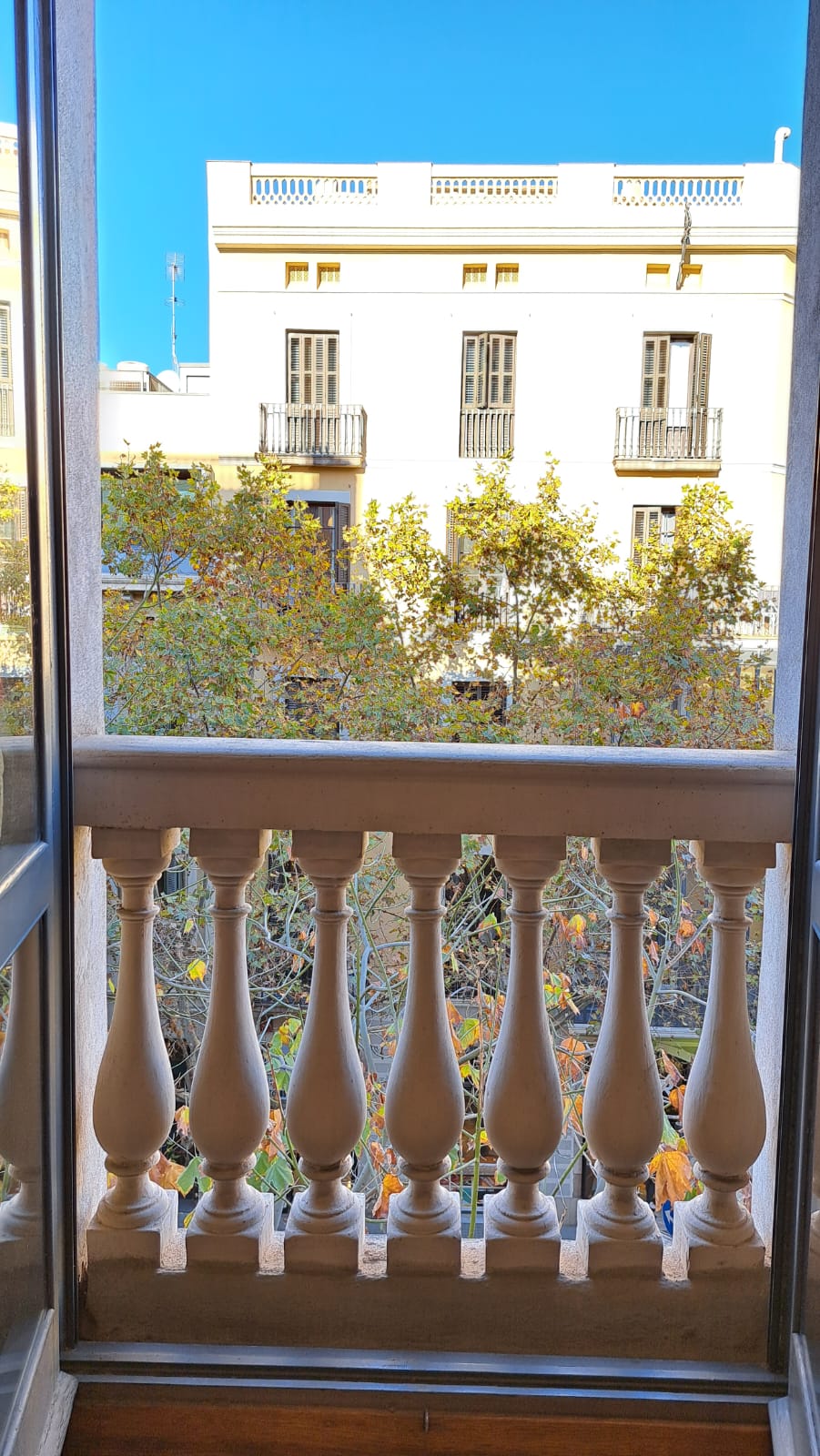 ¡Descubre tu nuevo hogar en el corazón de Barcelona!
Este espectacular...