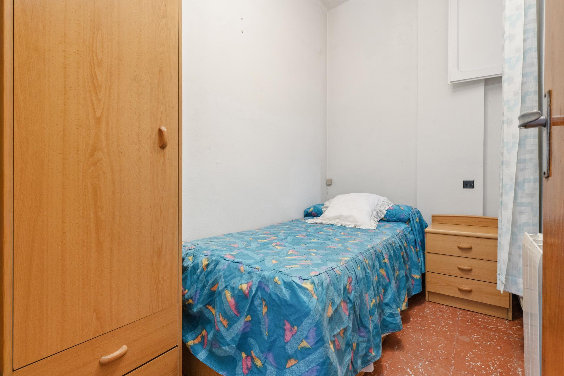 CASA BEN SITUADA A PROP DEL CENTRE I  DE L’ESTACIO