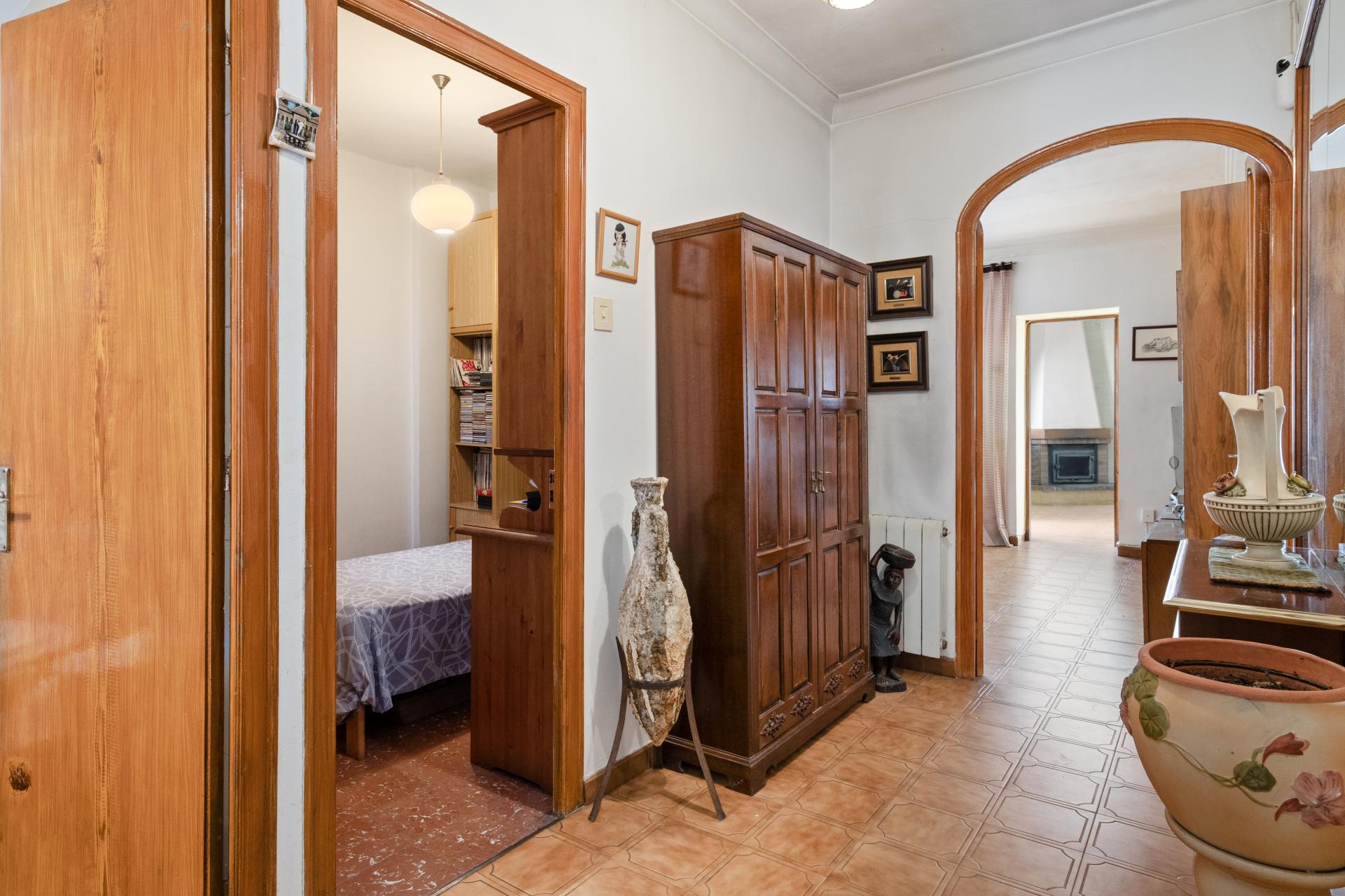 CASA BEN SITUADA A PROP DEL CENTRE I  DE L’ESTACIO