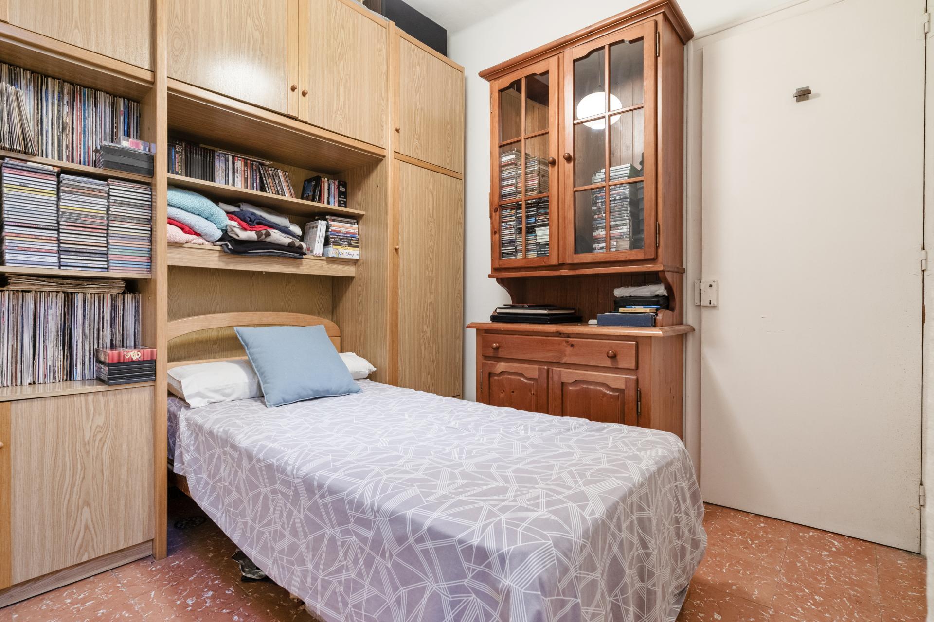 CASA BEN SITUADA A PROP DEL CENTRE I  DE L’ESTACIO