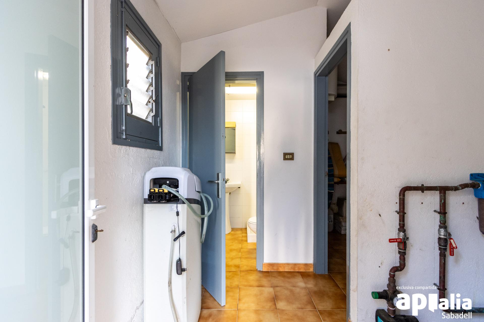 FALGUERAS IMMOBILIÀRIA   VENDA DE CASA A 4 VENTS...