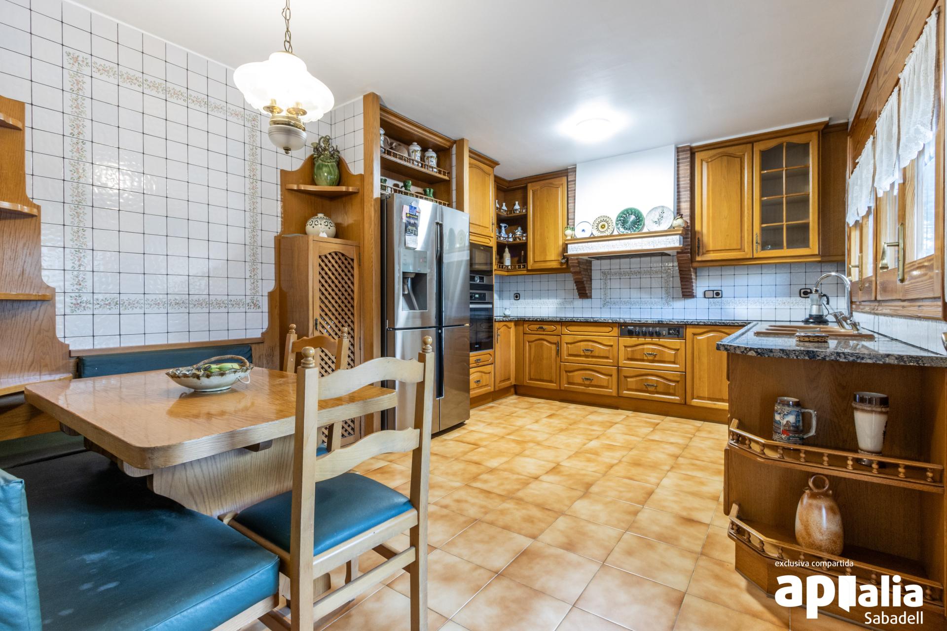 FALGUERAS IMMOBILIÀRIA   VENDA DE CASA A 4 VENTS...