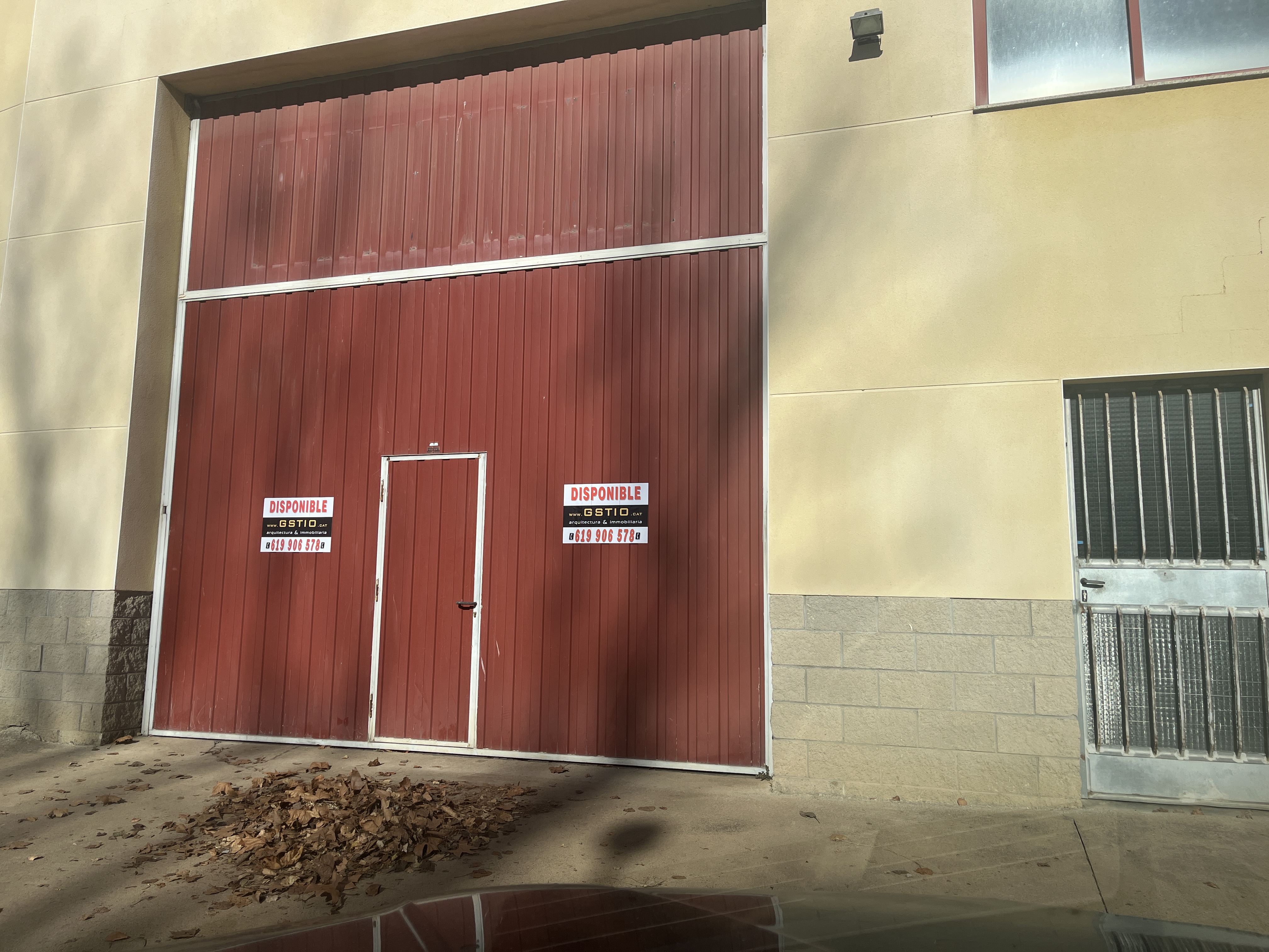 nau-industrial en cornella-del-terri ·  2200€