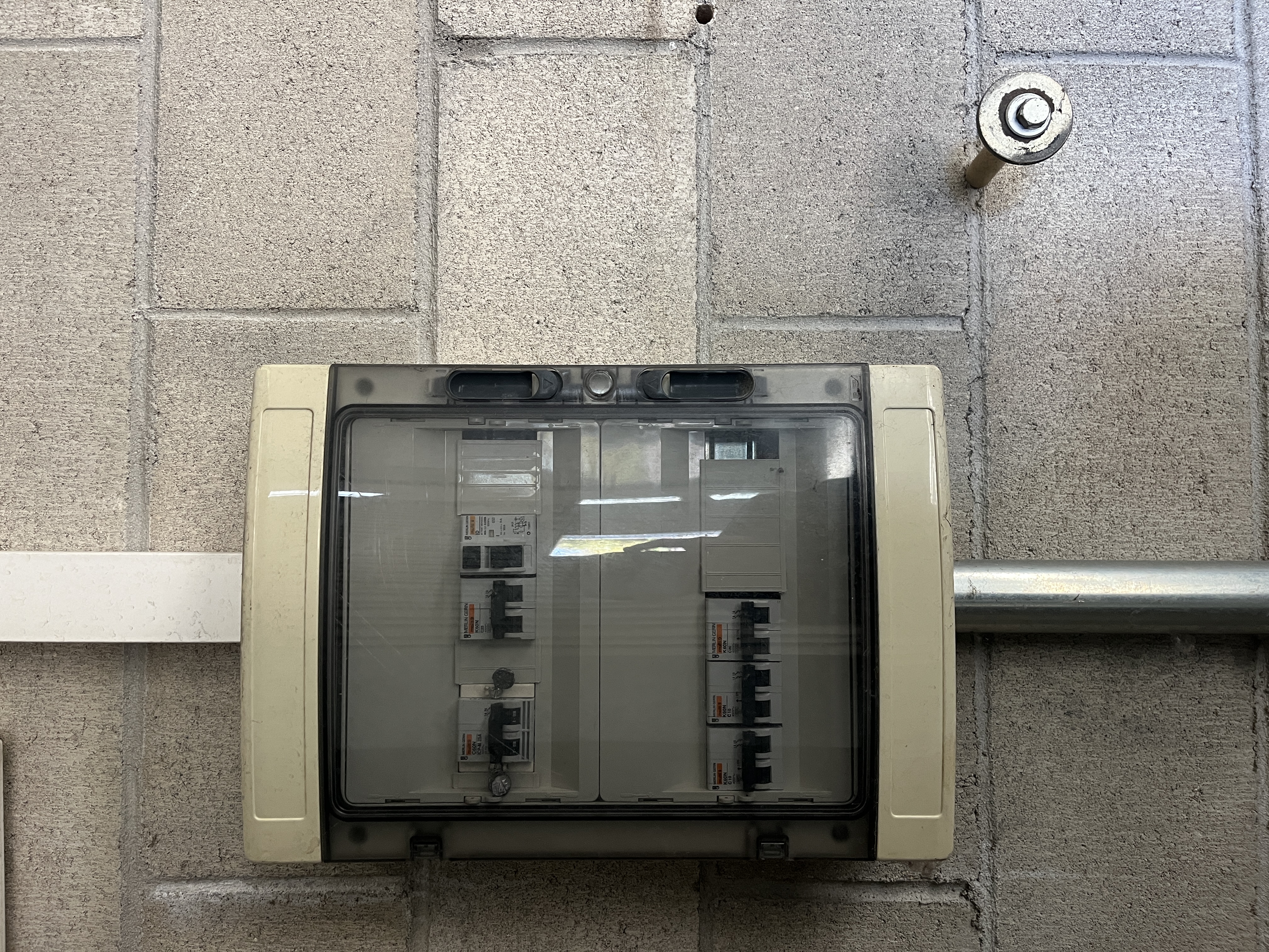 nau-industrial en cornella-del-terri ·  2200€