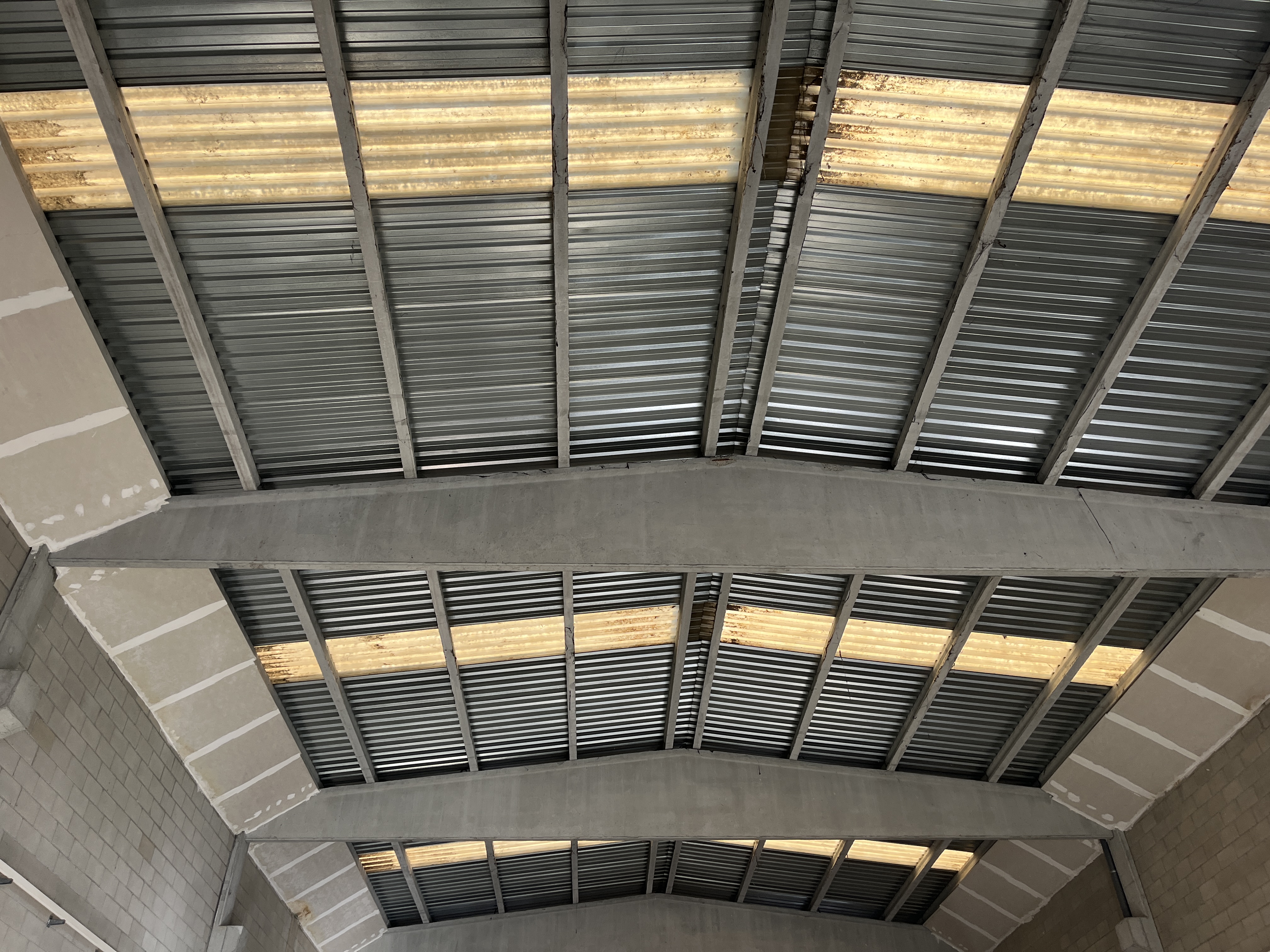 nau-industrial en cornella-del-terri ·  2200€