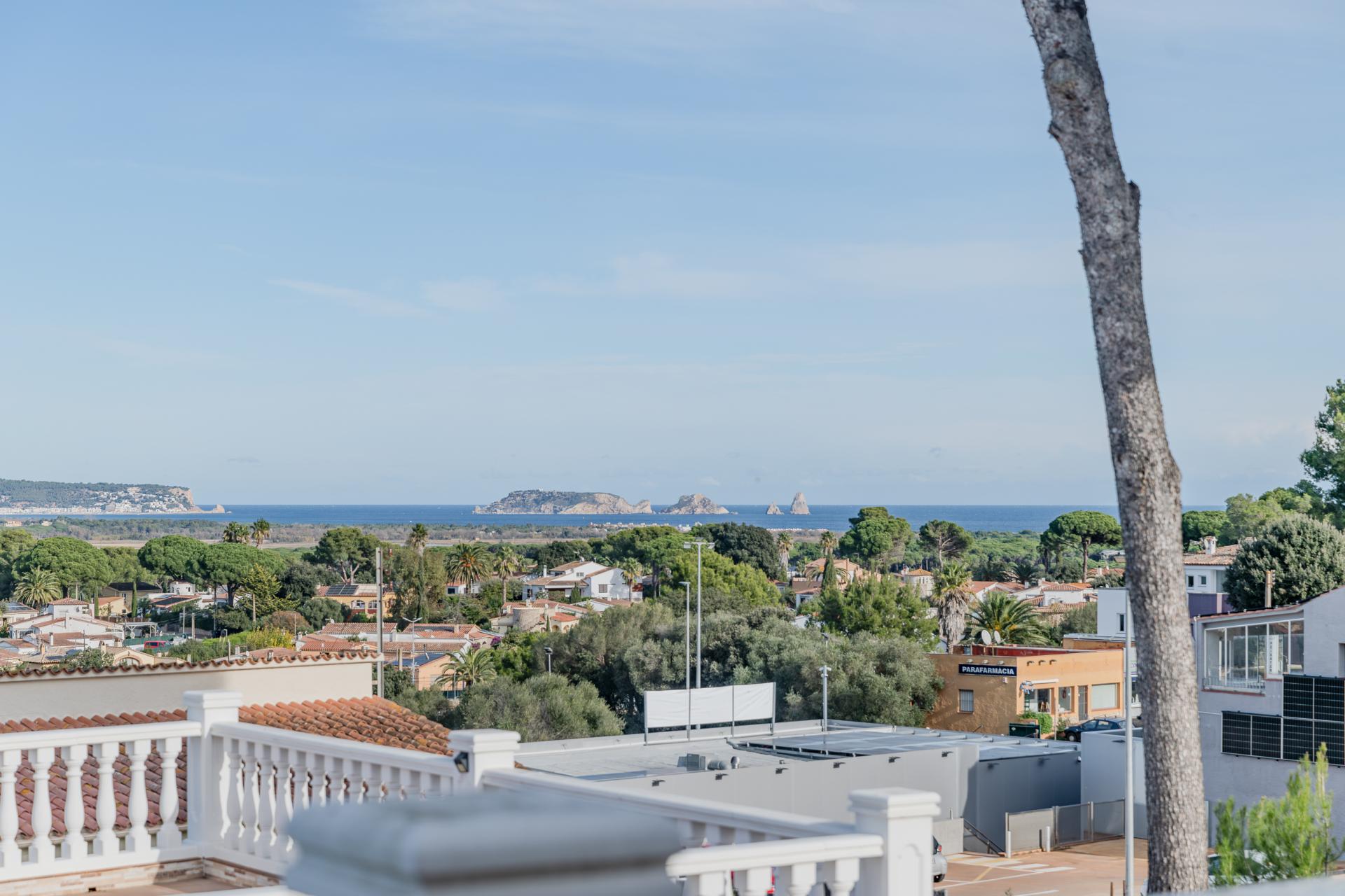 Casa Exclusiva en Masos de Pals   Vistas Panorámicas y Máximo Confort Espléndida vivienda en Masos de Pals