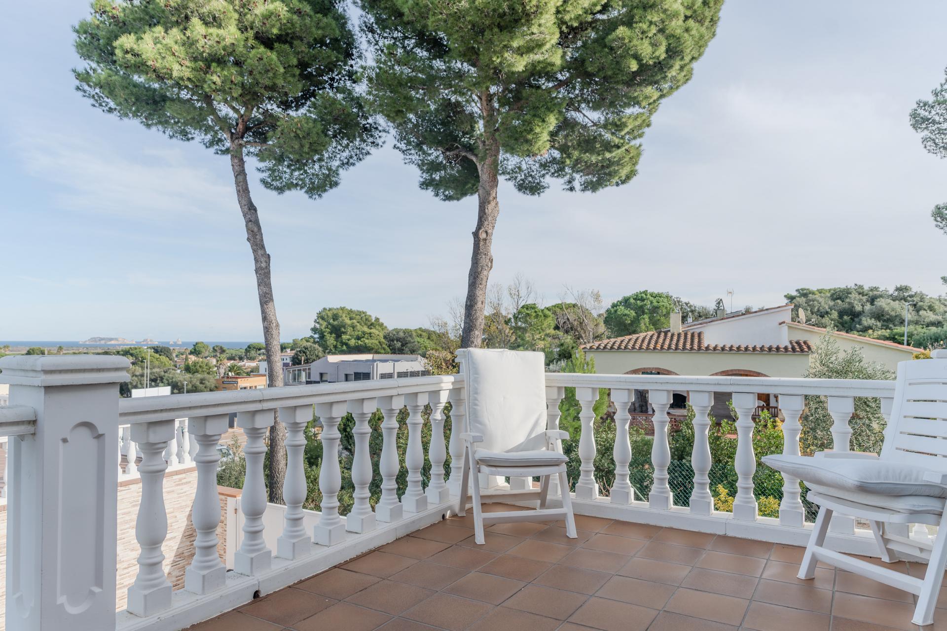 Casa Exclusiva en Masos de Pals   Vistas Panorámicas y Máximo Confort Espléndida vivienda en Masos de Pals