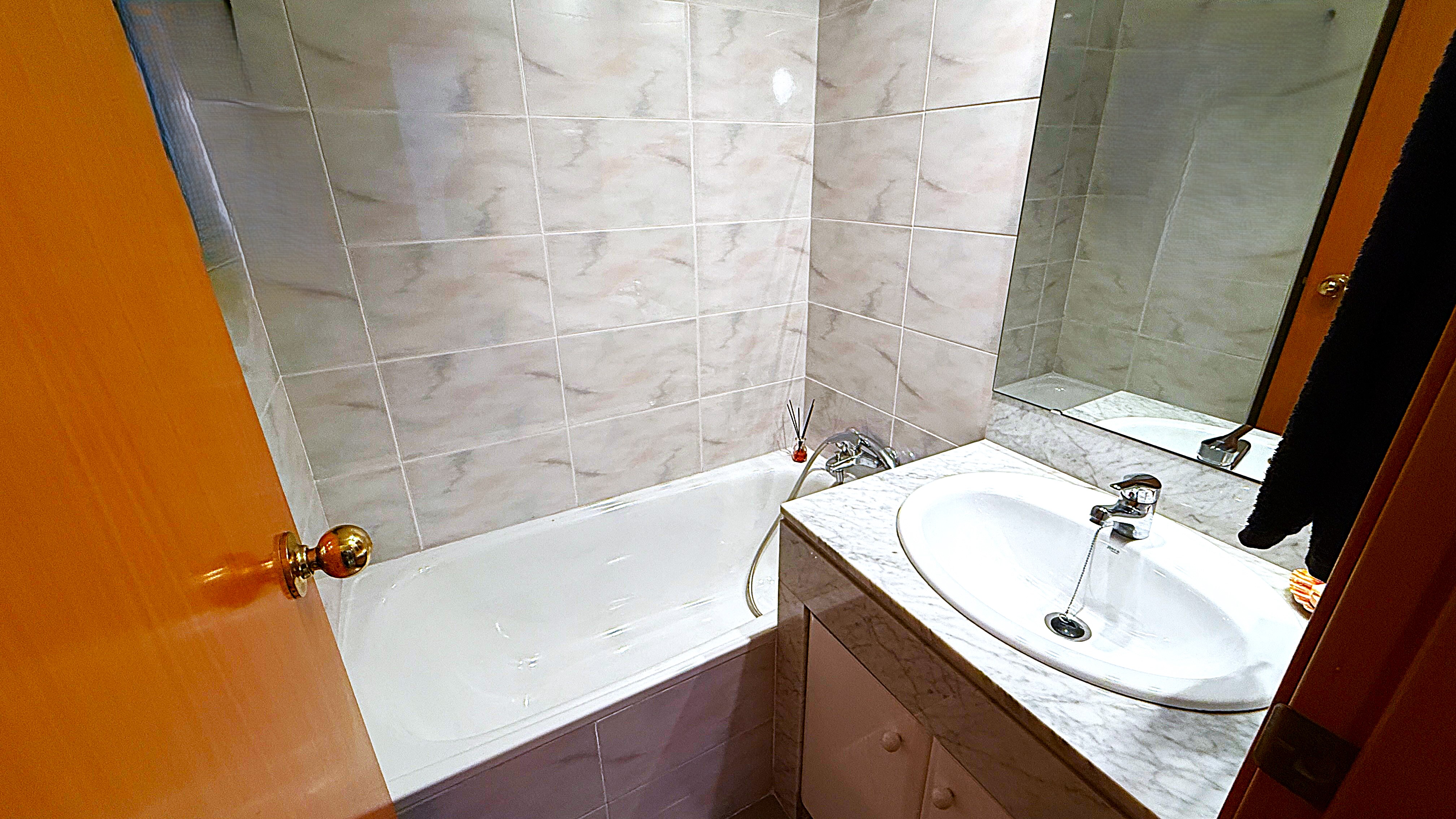 Piso en venta en L'hospitalet De Llobregat, Barcelona 20/21