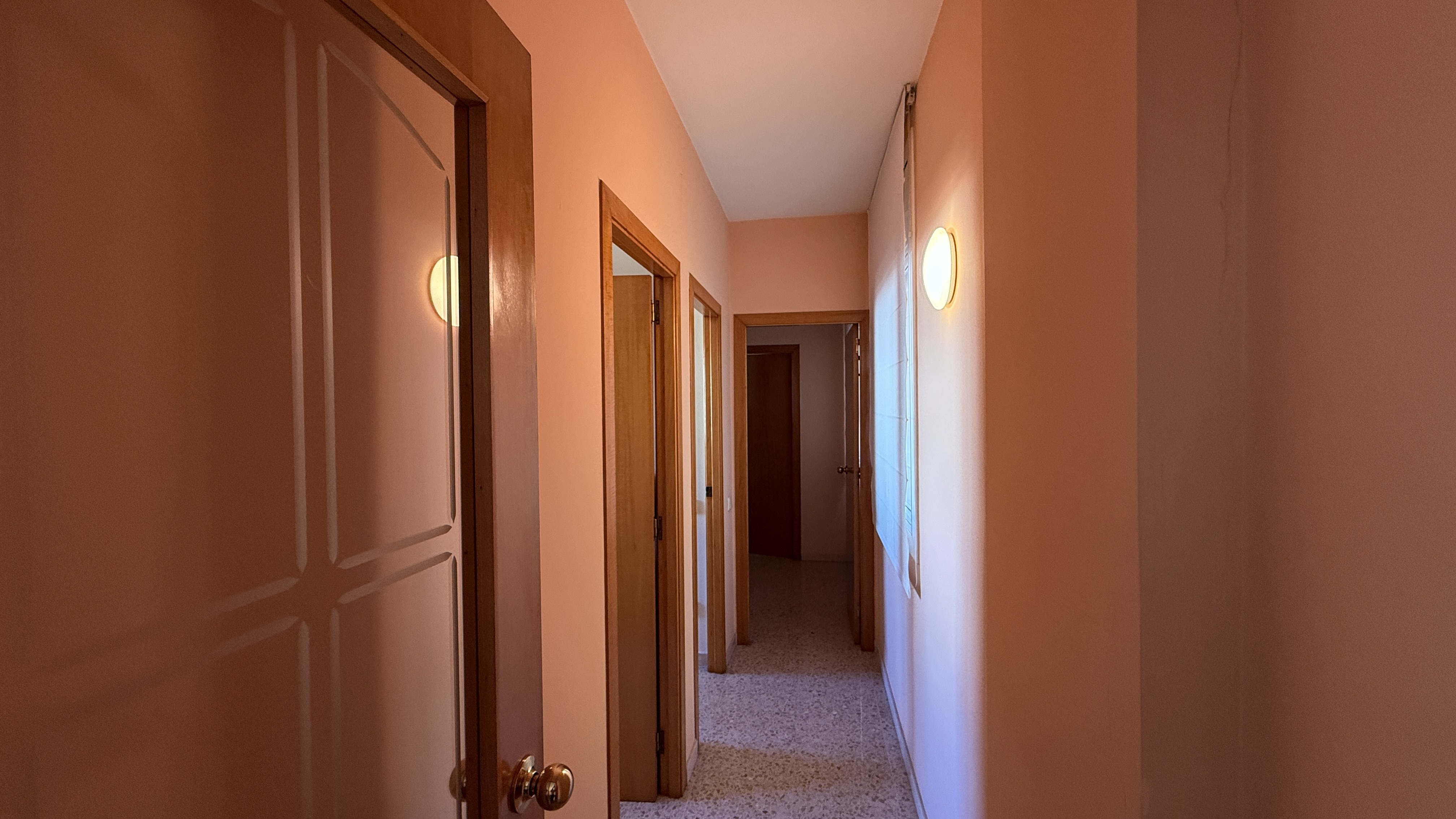 Piso en venta en L'hospitalet De Llobregat, Barcelona 14/21