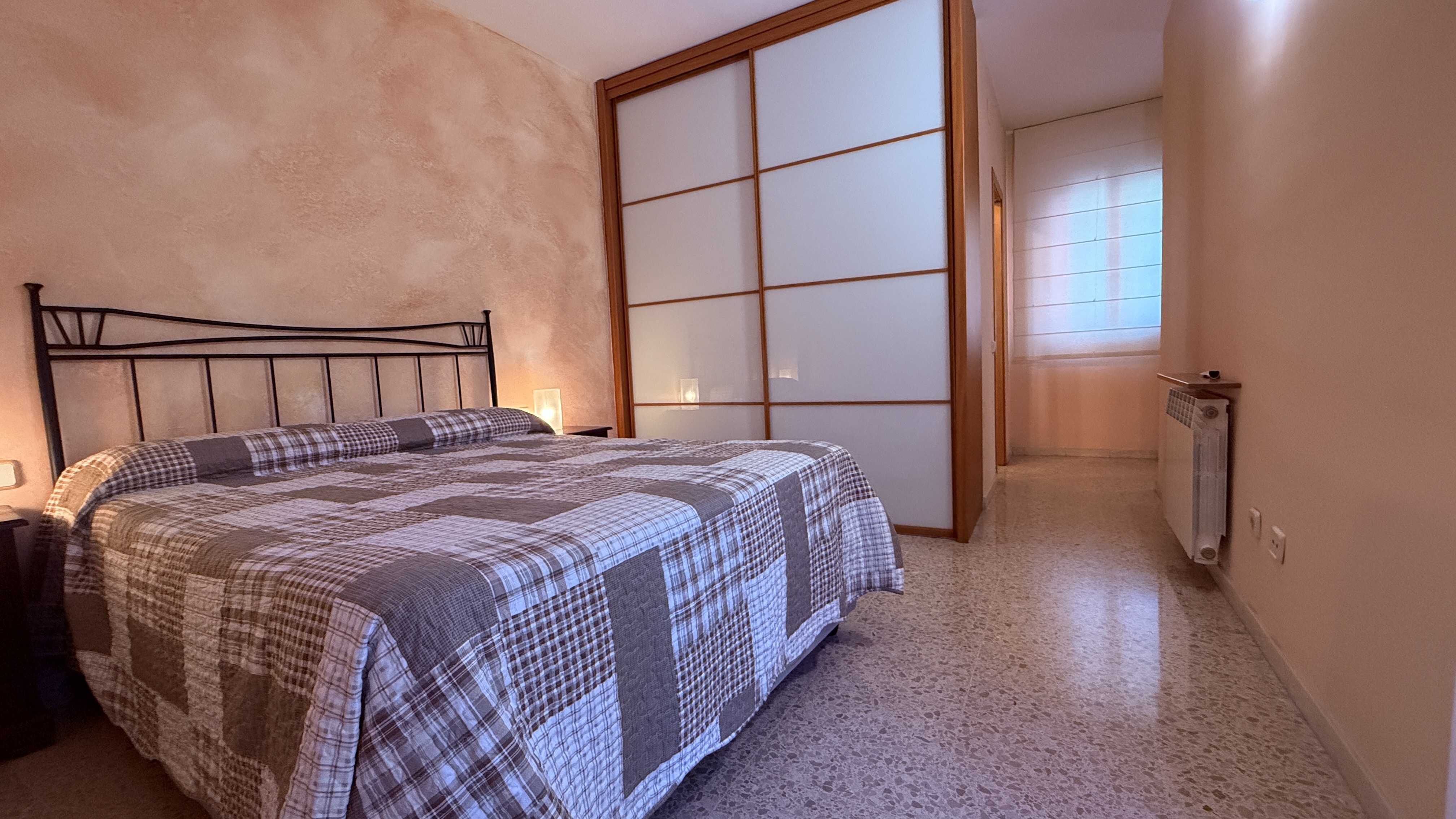 Piso en venta en L'hospitalet De Llobregat, Barcelona 8/21