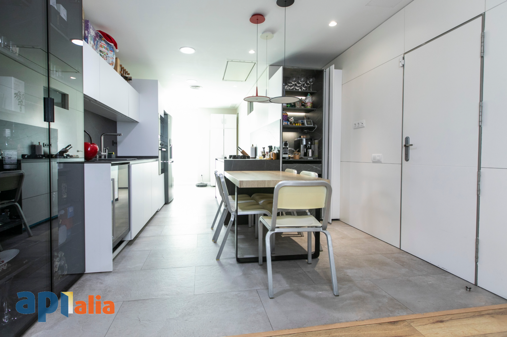 PISO EN VENTA TRES TORRES