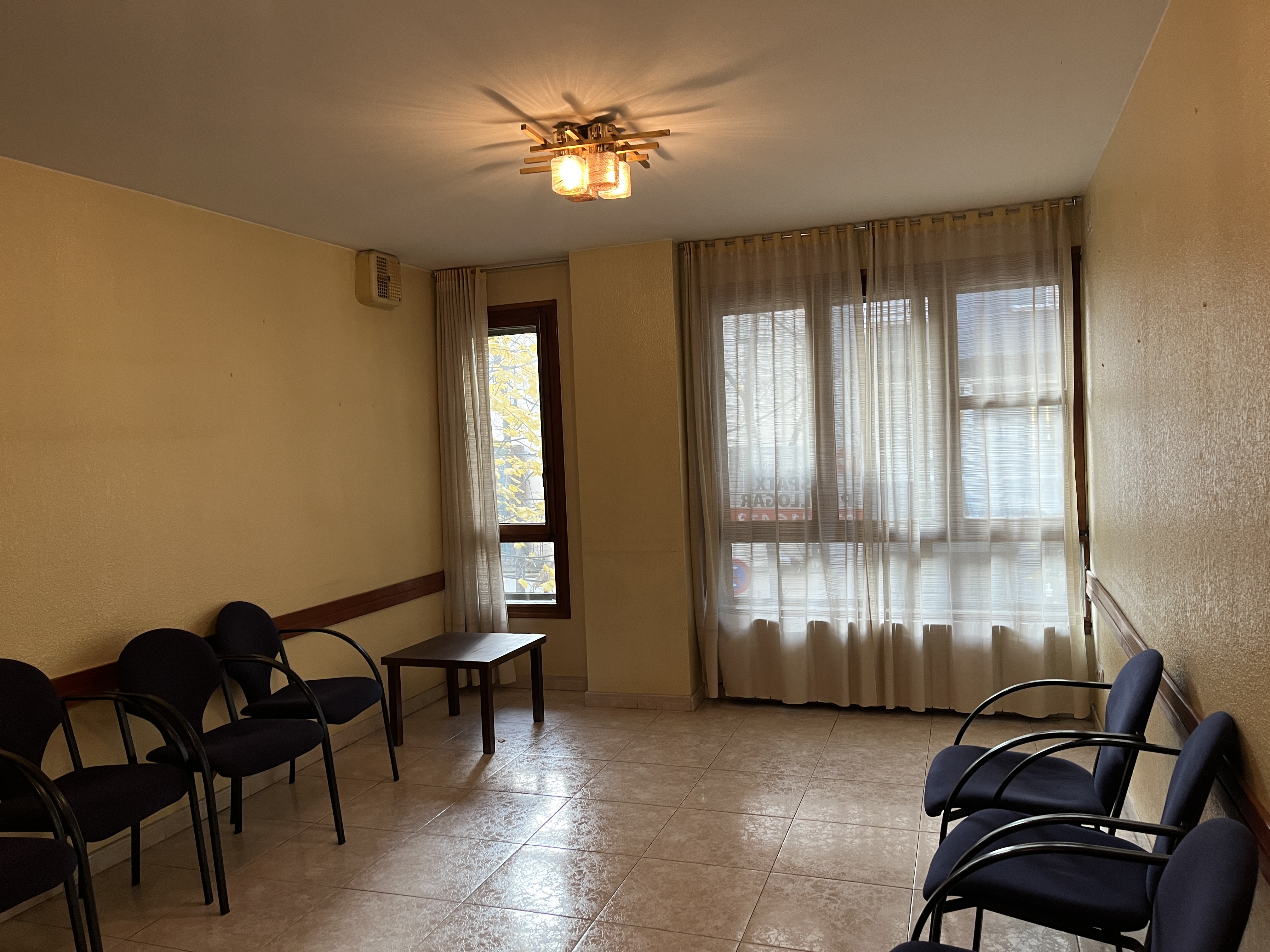 oficines en girona · girona-centre 800€