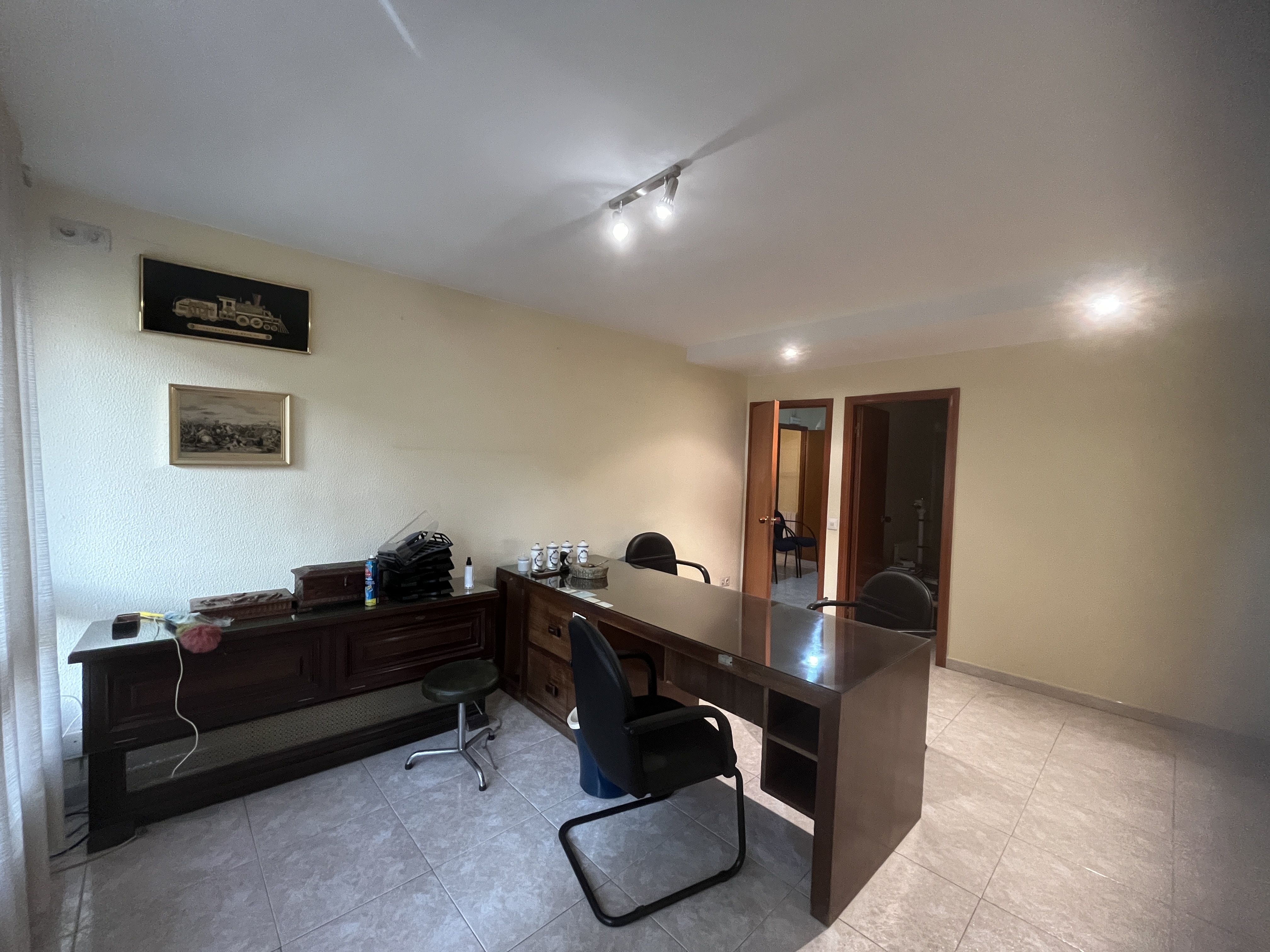 oficines en girona · girona-centre 800€