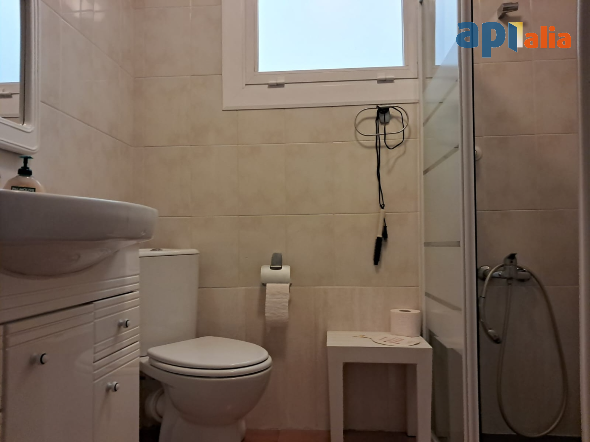 PISO EN VENTA/4 HAB./ 1 BAÑO/ASCENSOR/GRAN VIA CORTS CATALANES