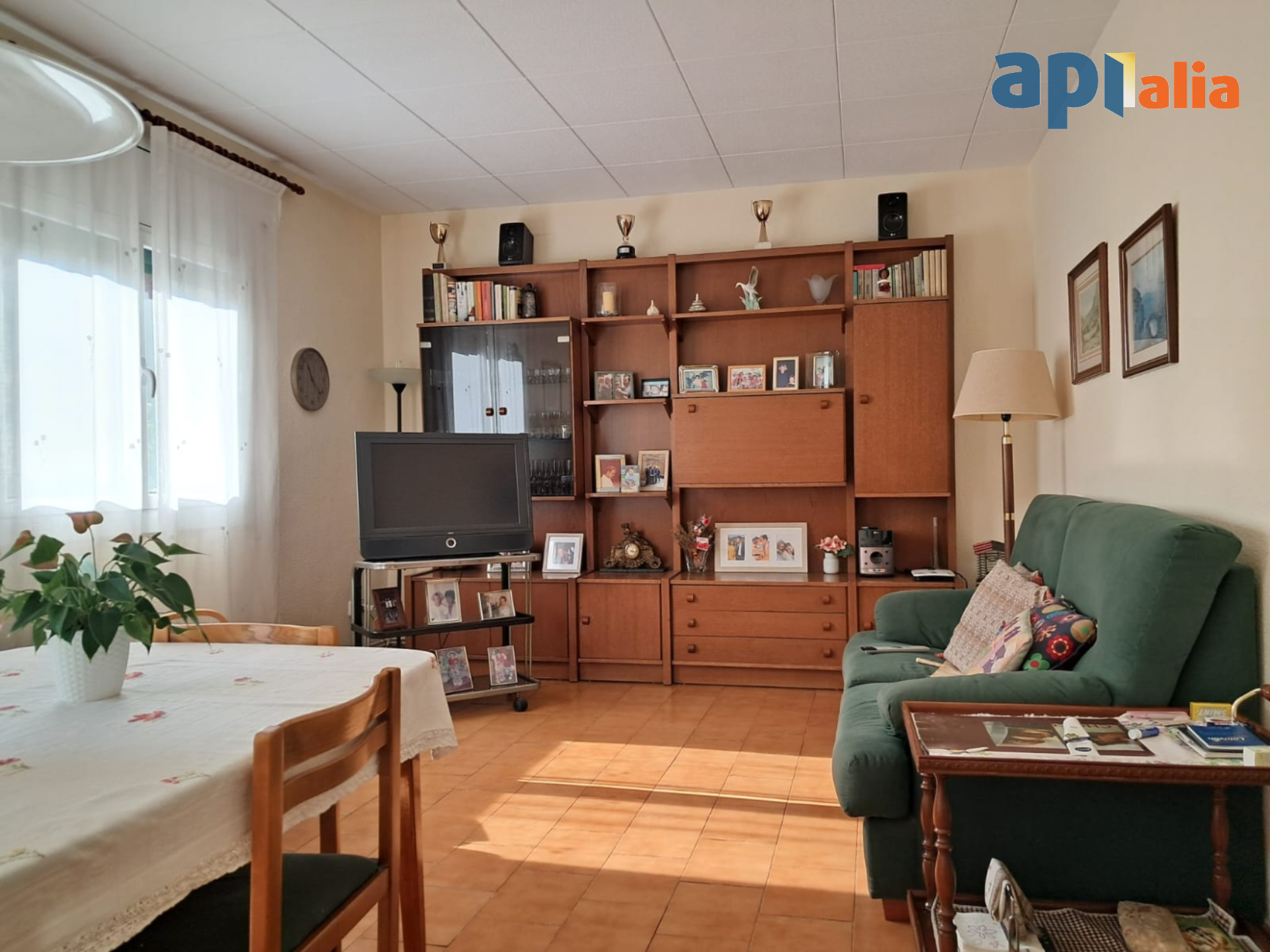 PISO EN VENTA/4 HAB./ 1 BAÑO/ASCENSOR/GRAN VIA CORTS CATALANES