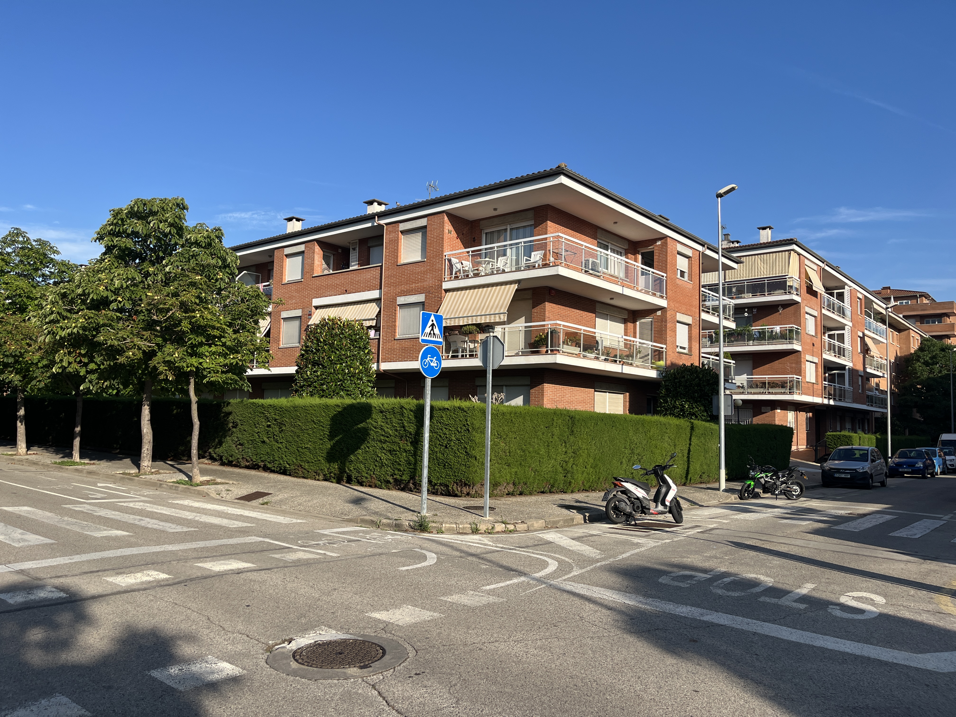 parquing en girona · eixample €