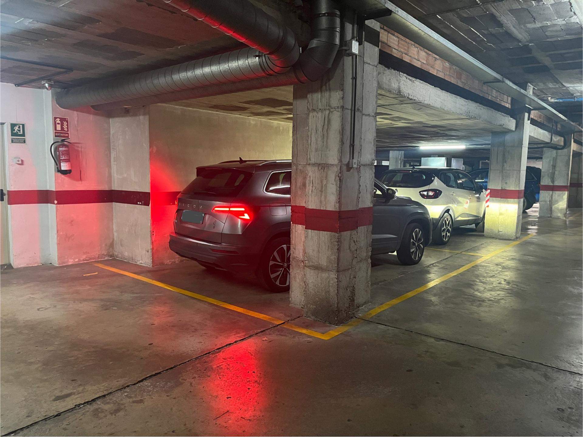 parquing en girona · eixample €