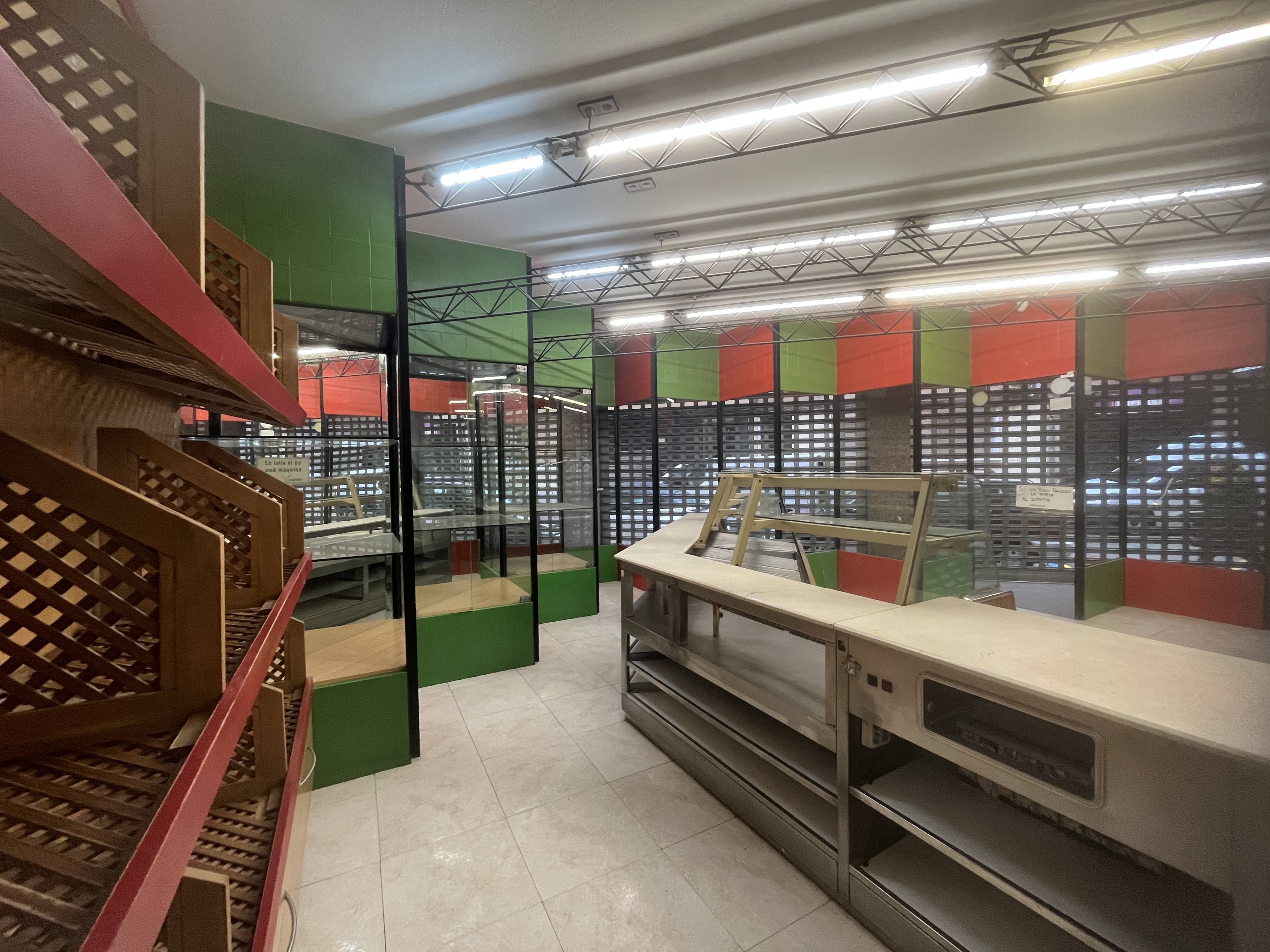 locals-comercials en girona · eixample €