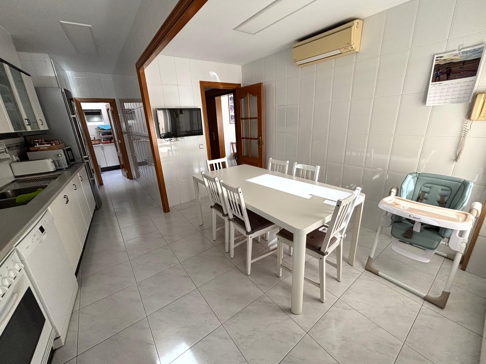 CASA CENTRICA BEN SITUADA