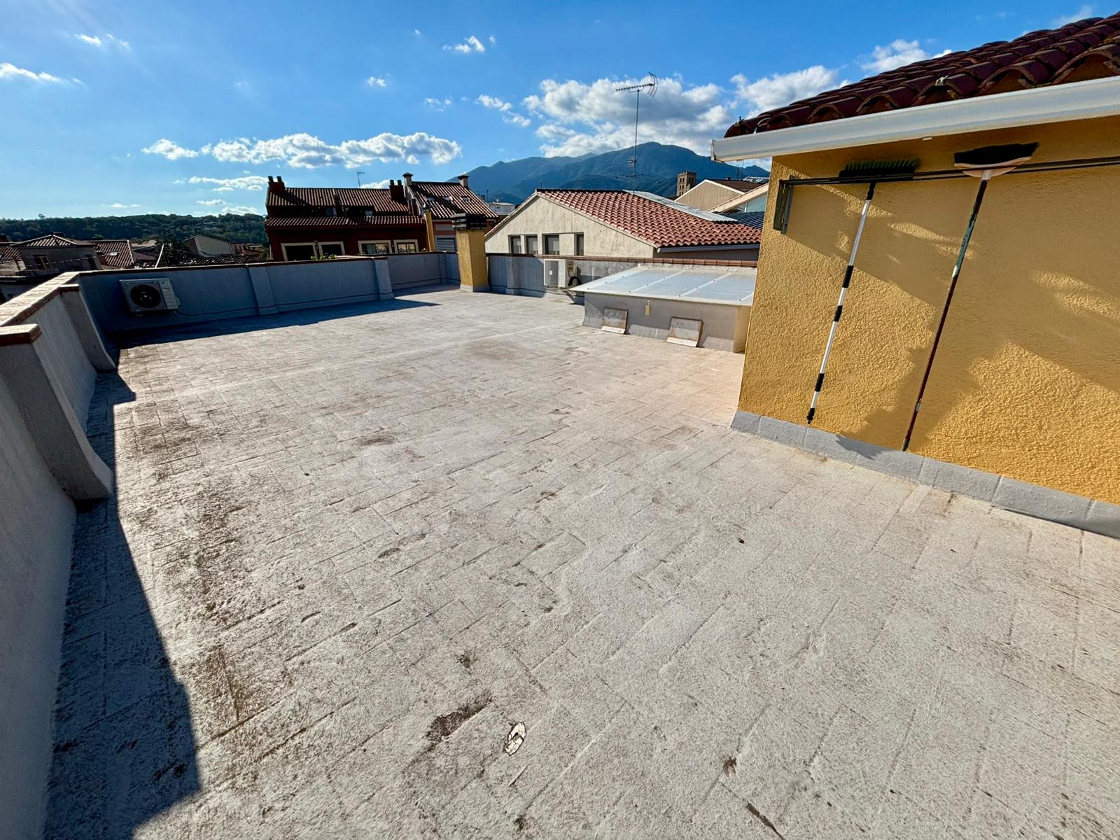 CASA CENTRICA BEN SITUADA