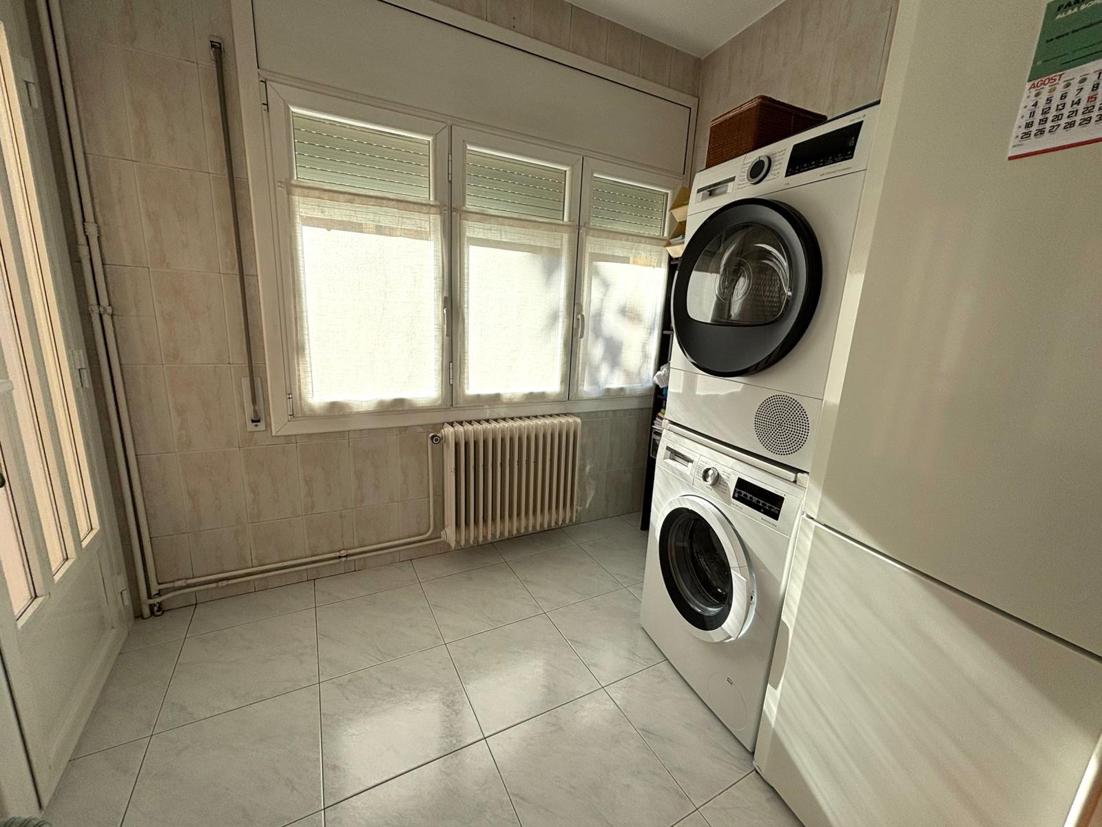 CASA CENTRICA BEN SITUADA