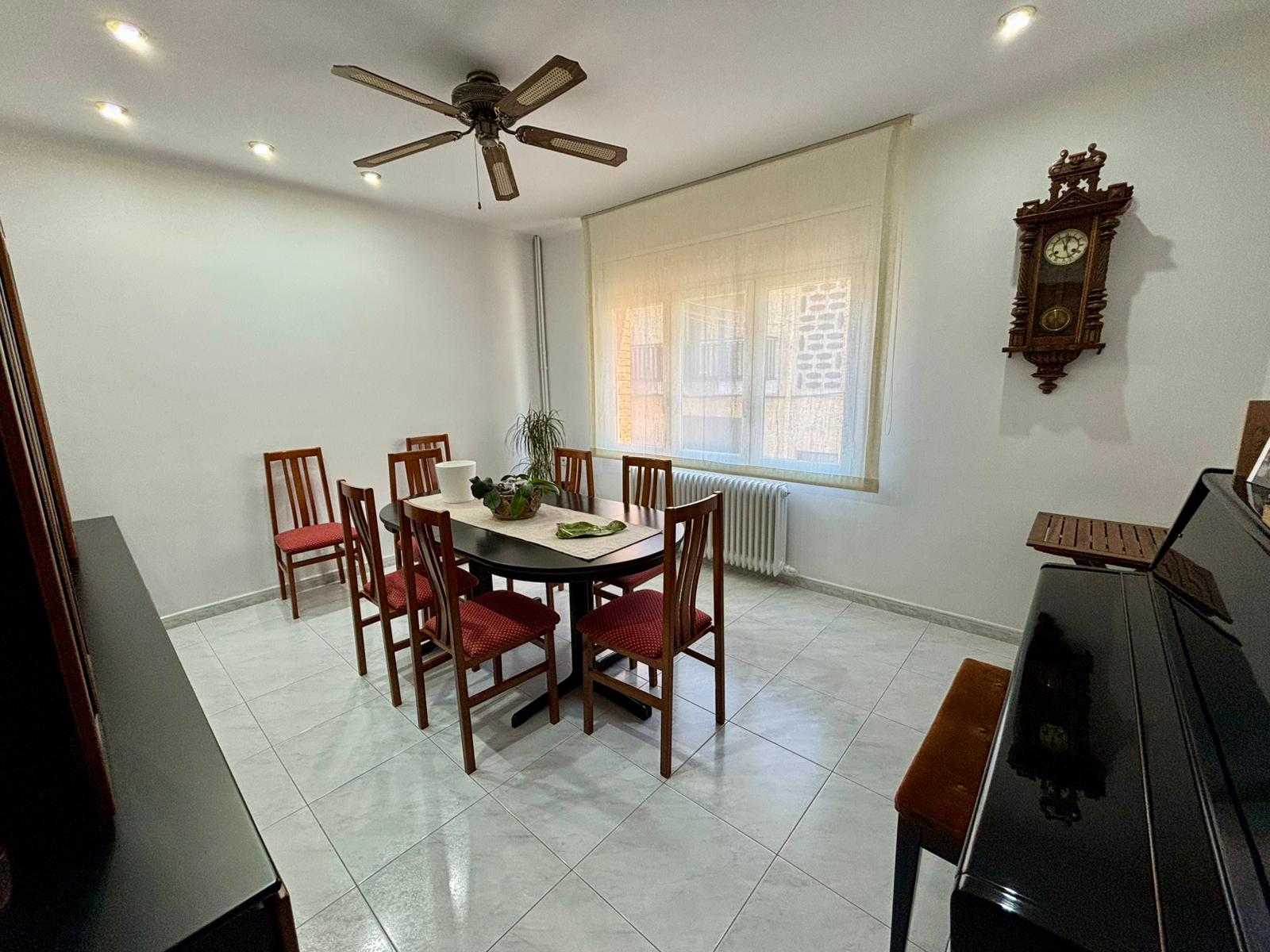 CASA CENTRICA BEN SITUADA