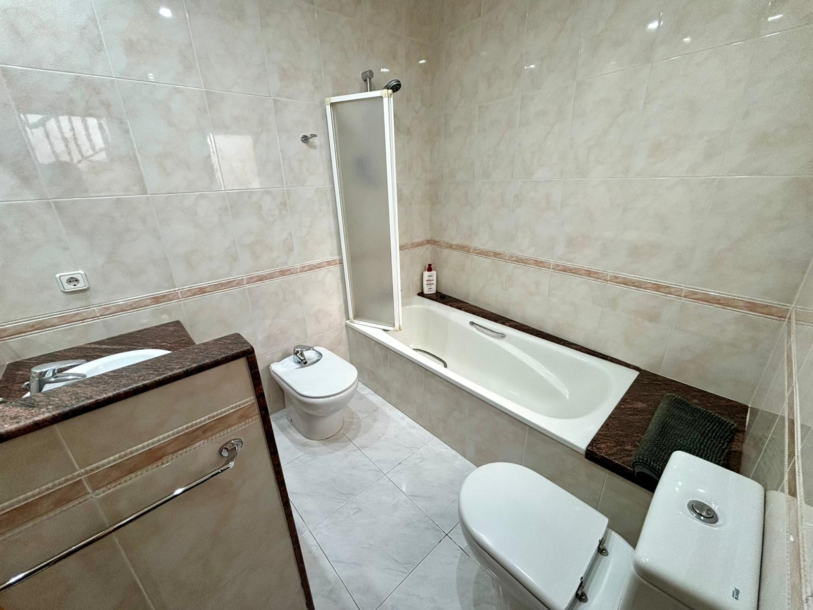 CASA CENTRICA BEN SITUADA