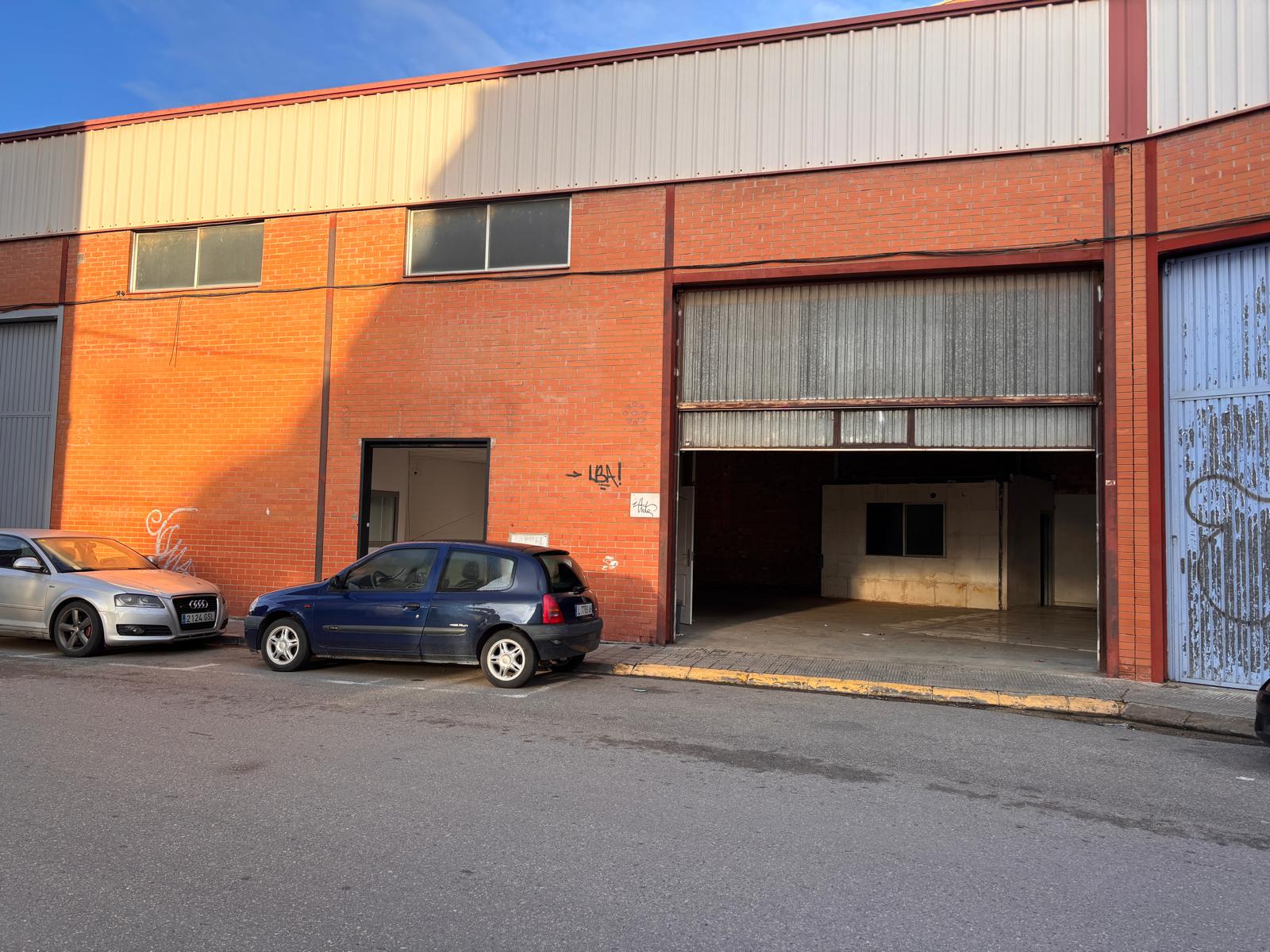 nave-industrial en lleida · pardinyes €