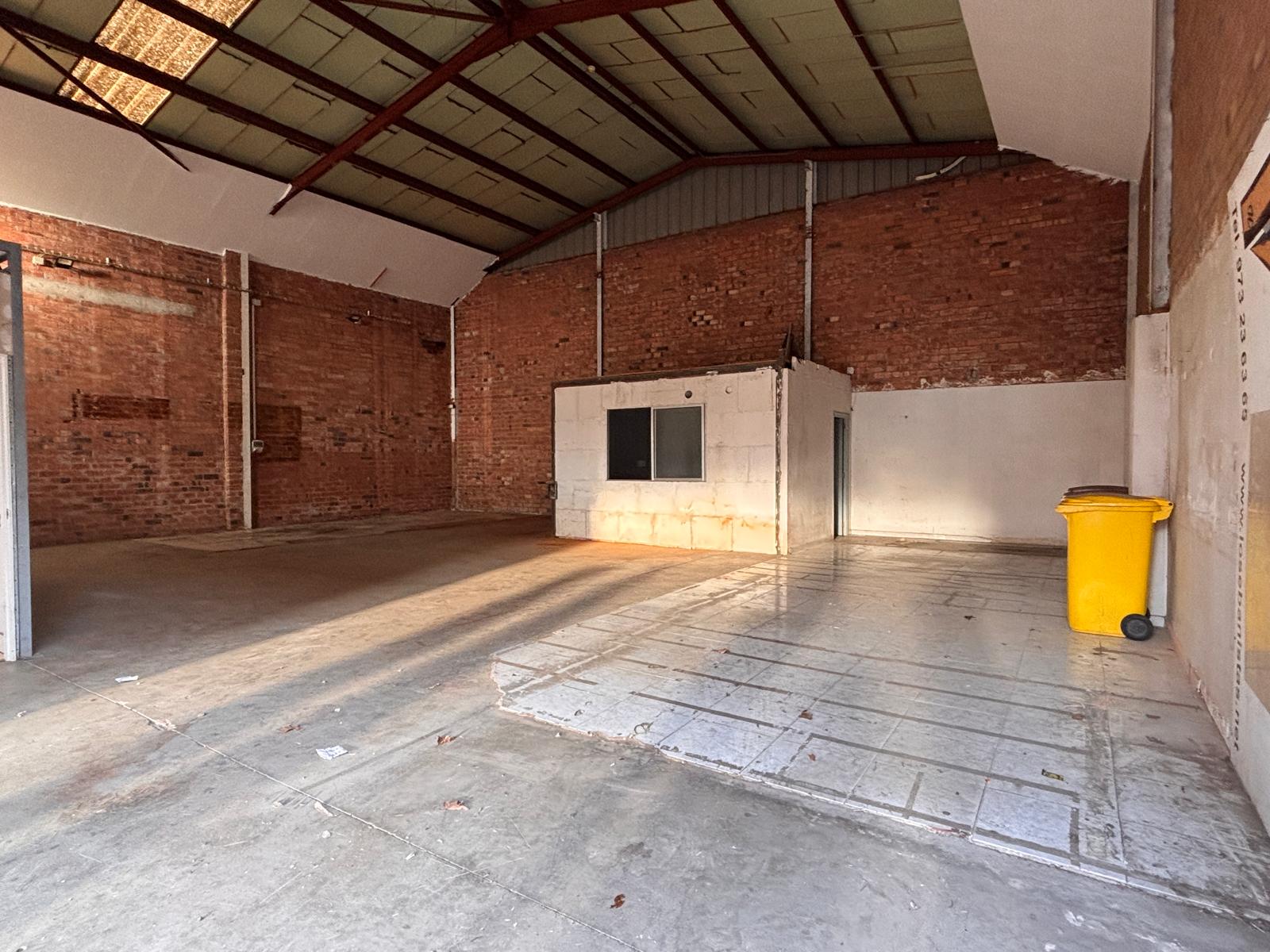 nave-industrial en lleida · pardinyes €