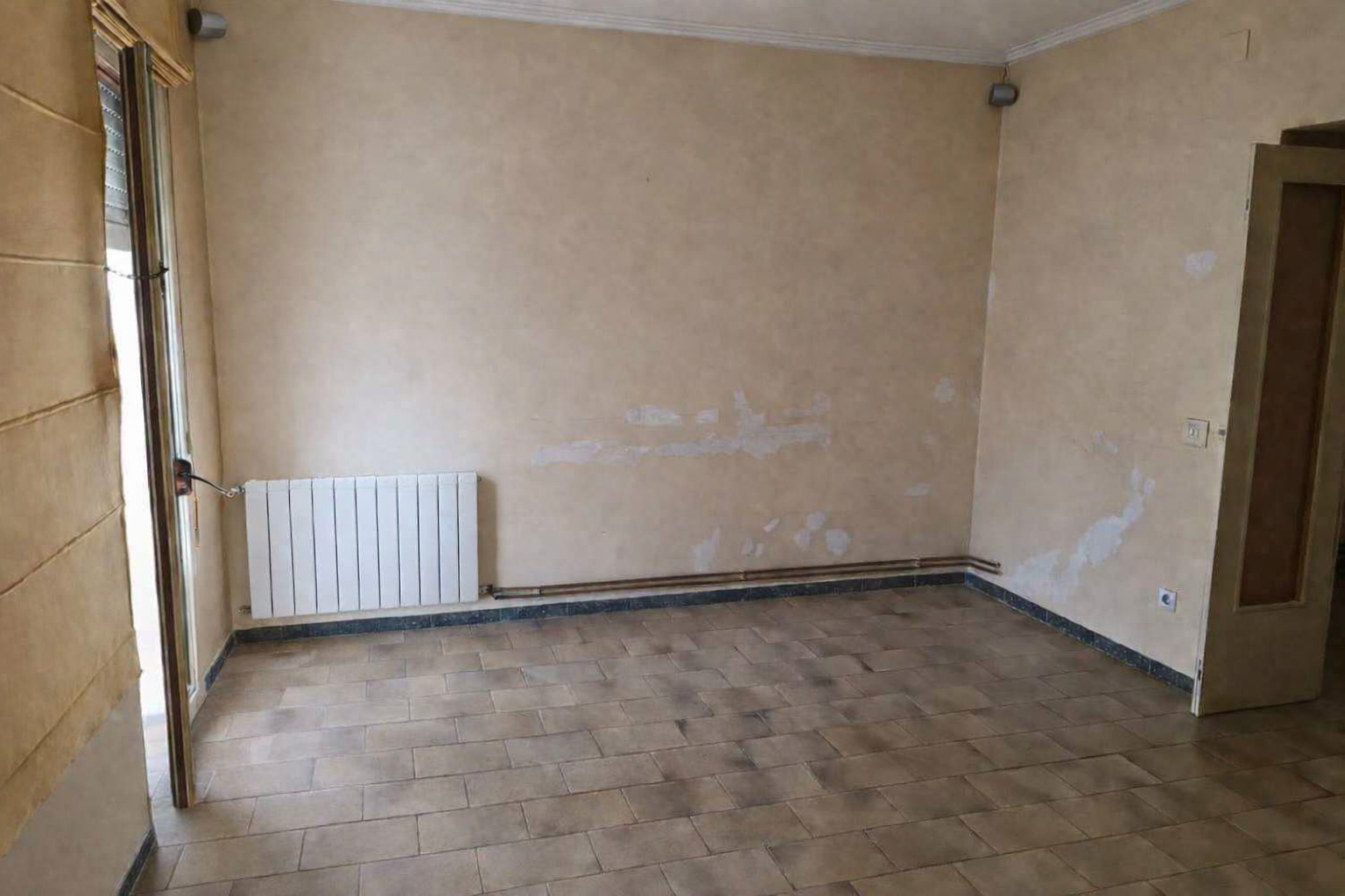 PIS CENTRE DEL POBLE MOLT AMPLI