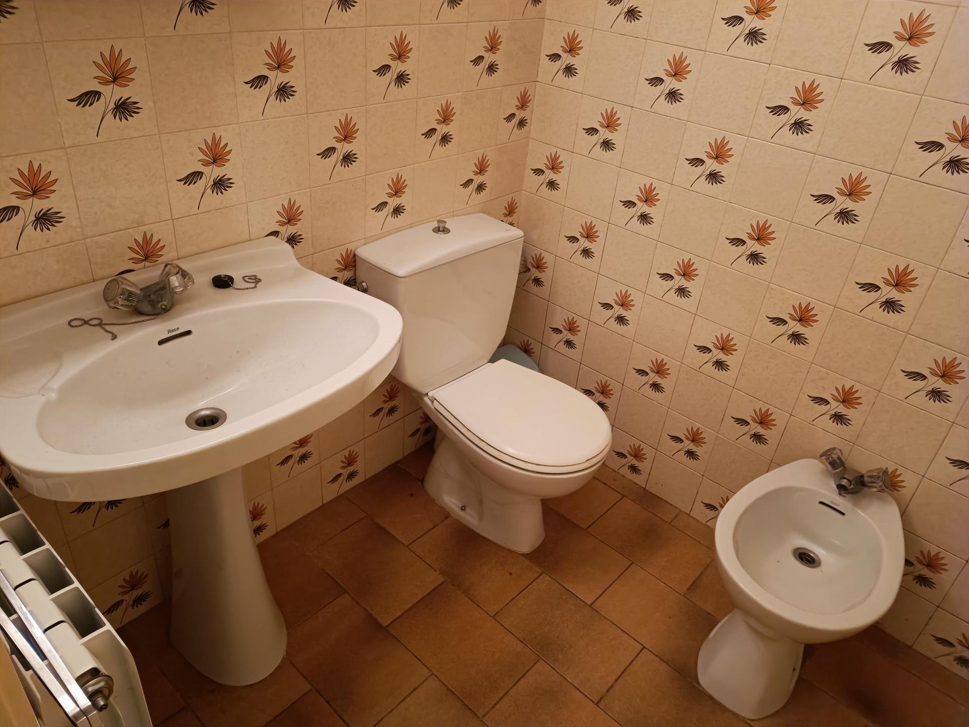 PIS CENTRE DEL POBLE MOLT AMPLI