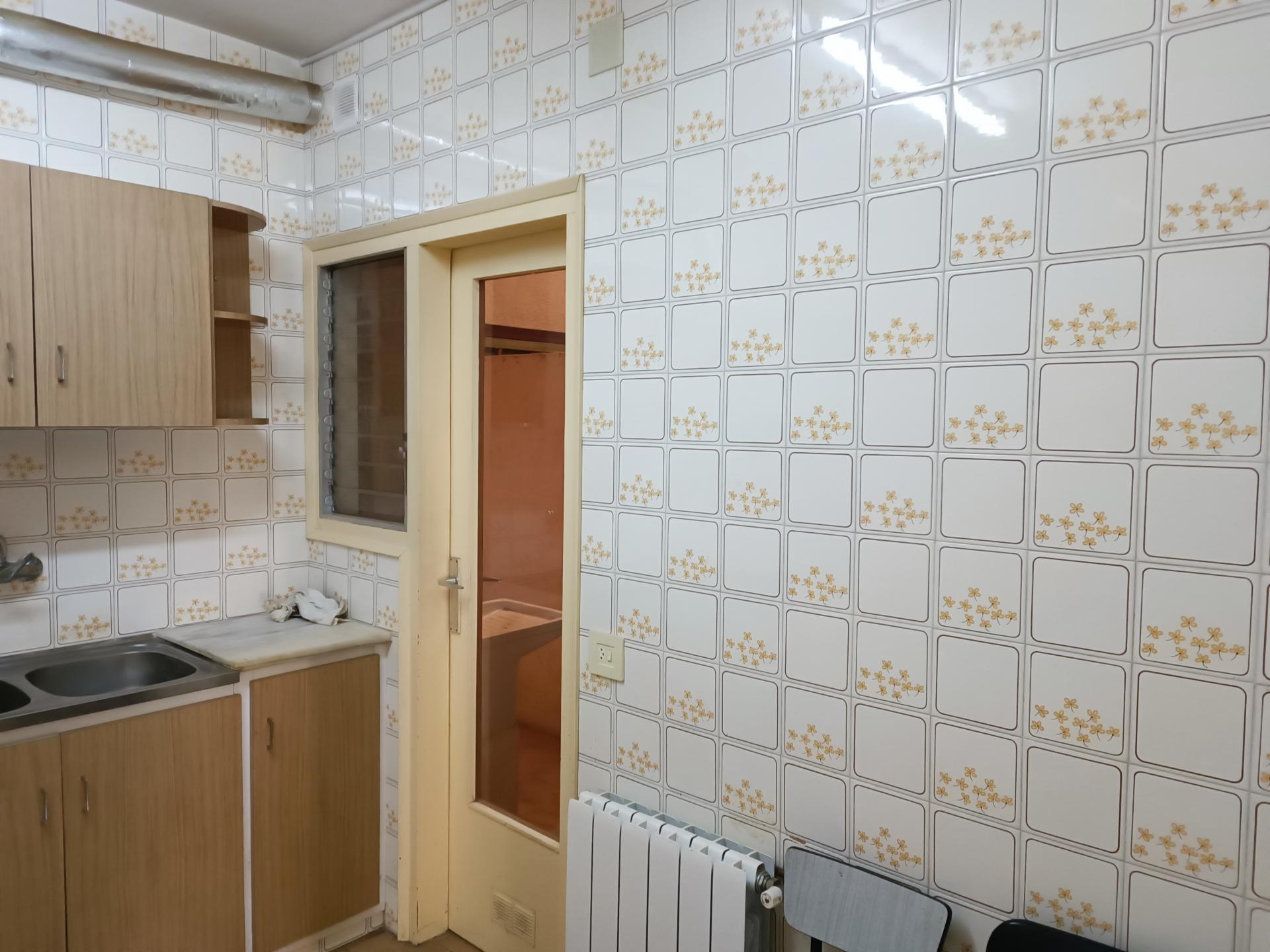 PIS CENTRE DEL POBLE MOLT AMPLI