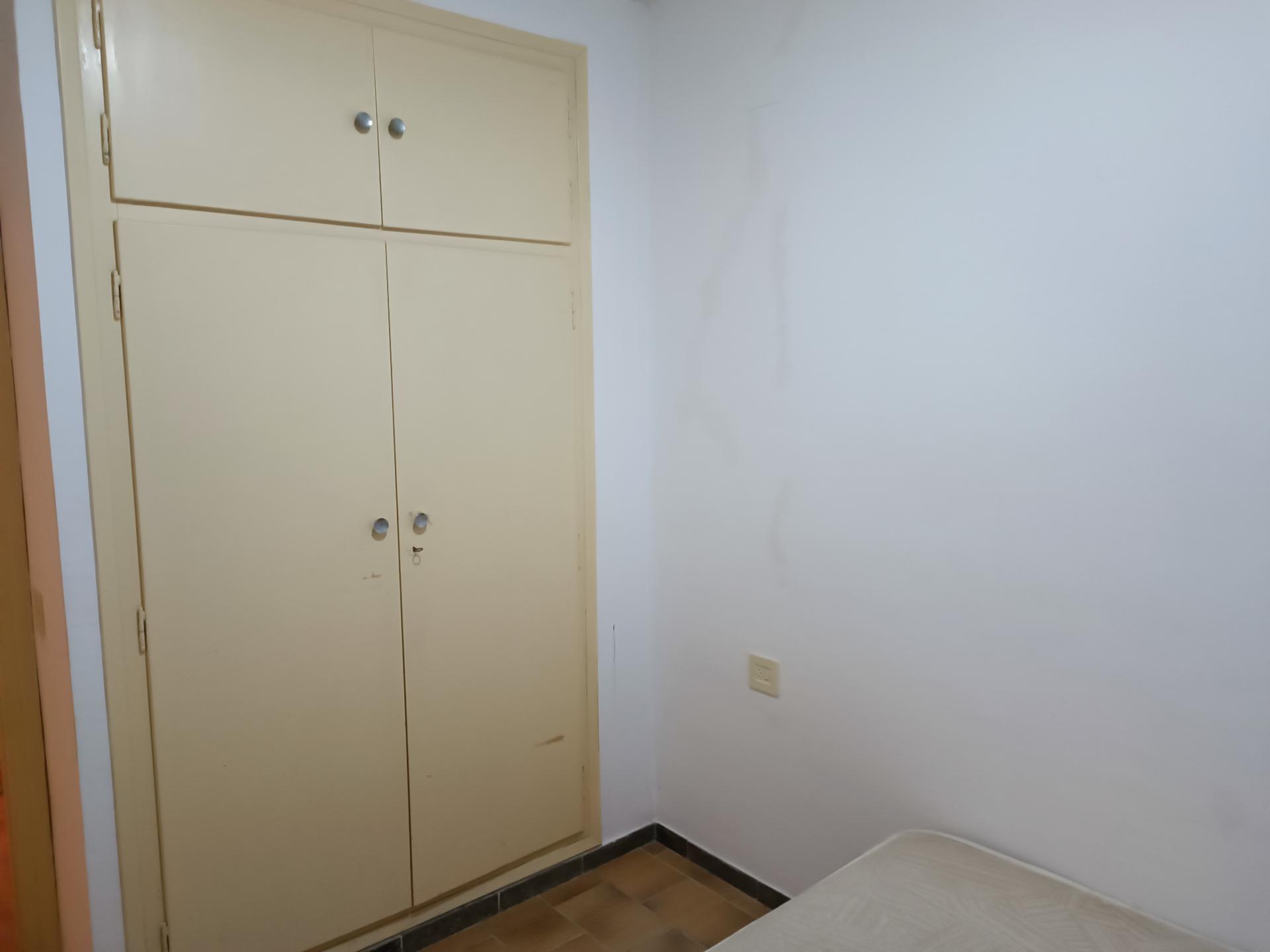 PIS CENTRE DEL POBLE MOLT AMPLI