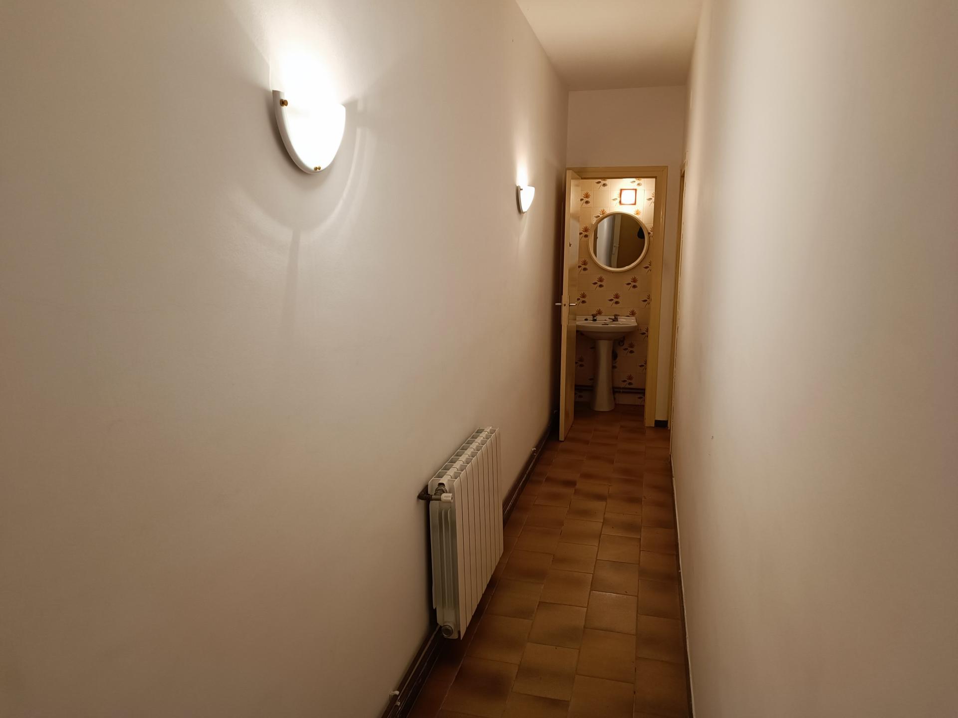 PIS CENTRE DEL POBLE MOLT AMPLI