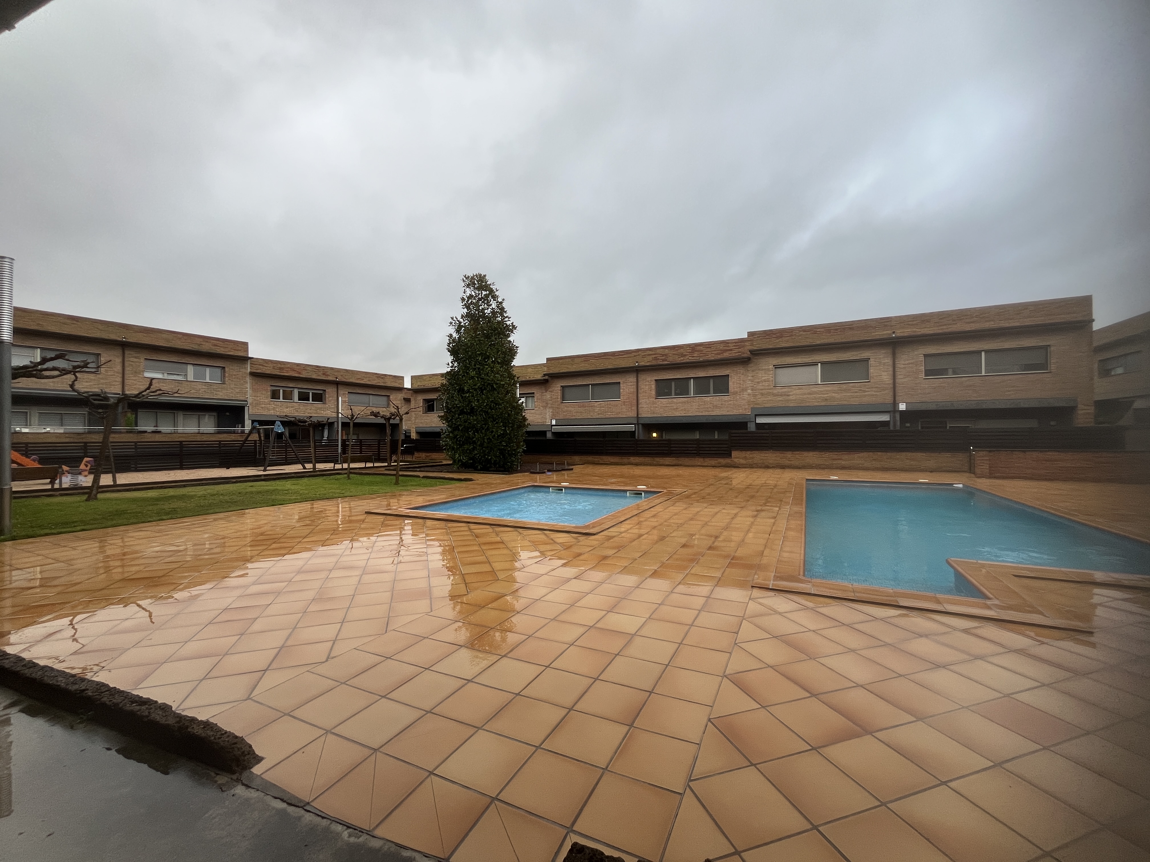 casa en fornells-de-la-selva ·  630000€