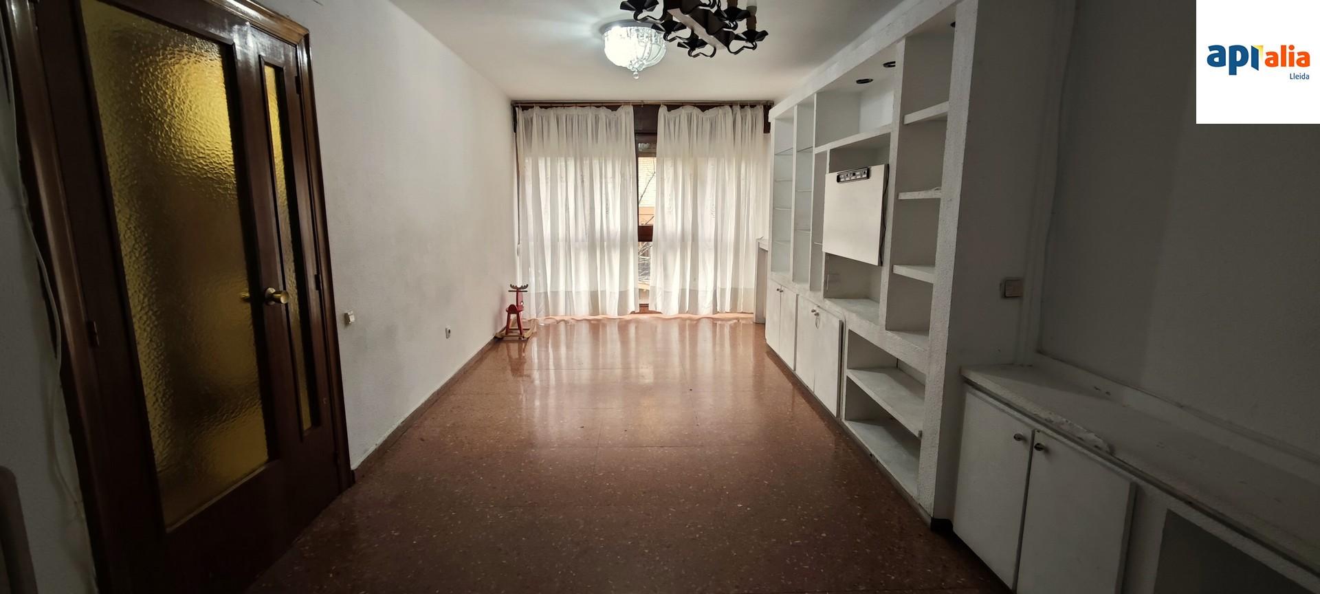 Piso · Lleida · 3 hab.